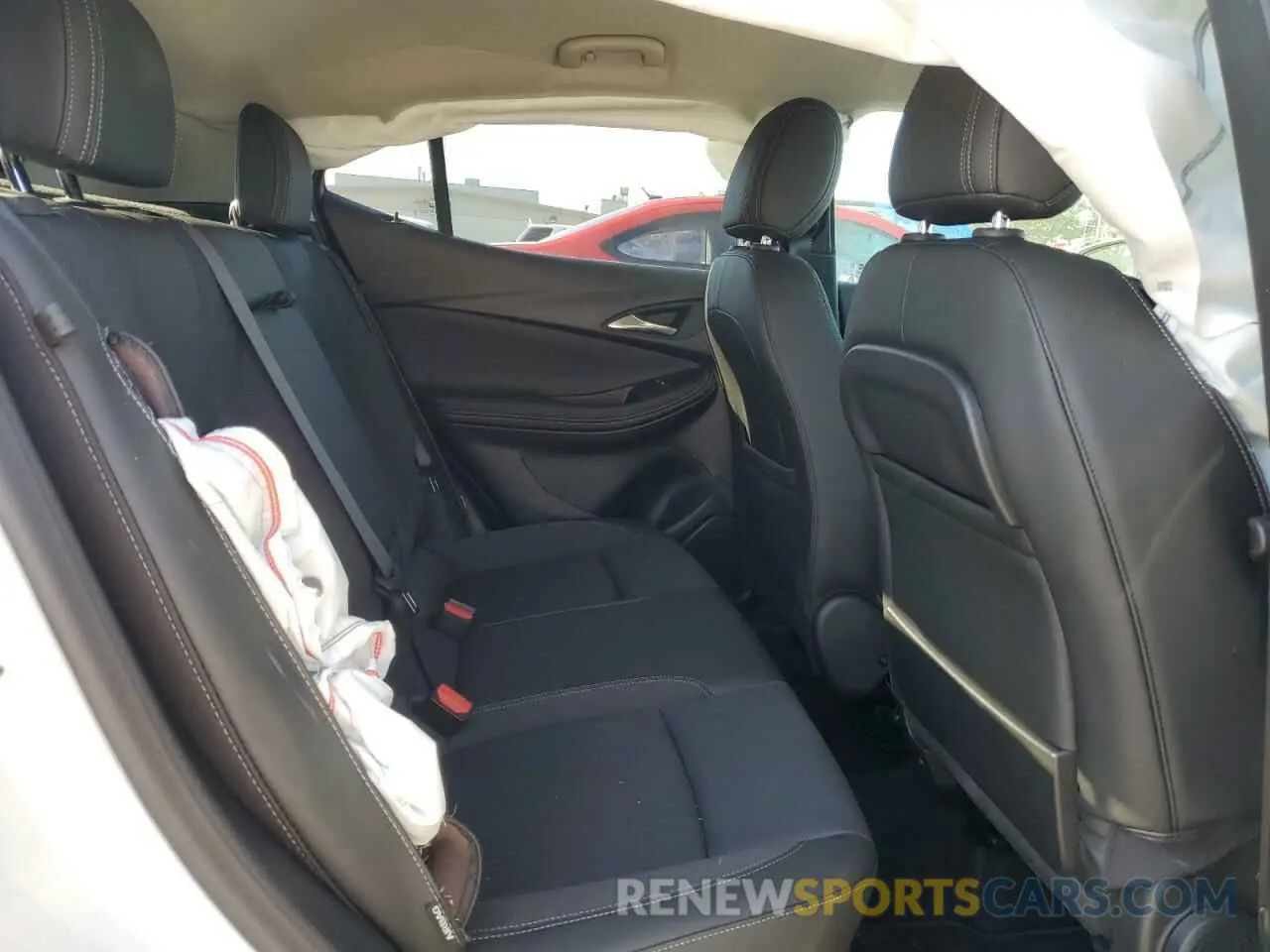 11 fotografías del automóvil dañado KL4AMCSL6RB163104 BUICK ENCORE 2024