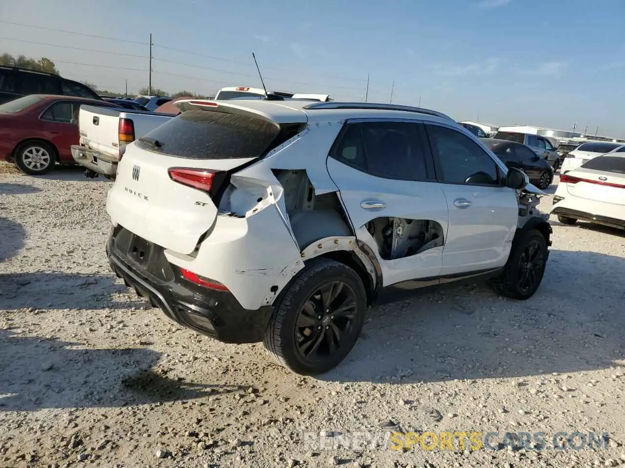 3 fotografías del automóvil dañado KL4AMDSL0RB127575 BUICK ENCORE 2024