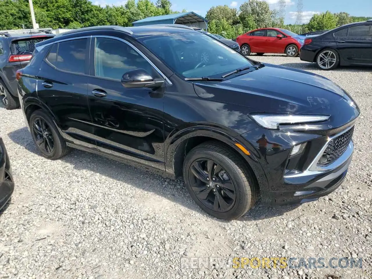 4 fotografías del automóvil dañado KL4AMDSL2RB003887 BUICK ENCORE 2024