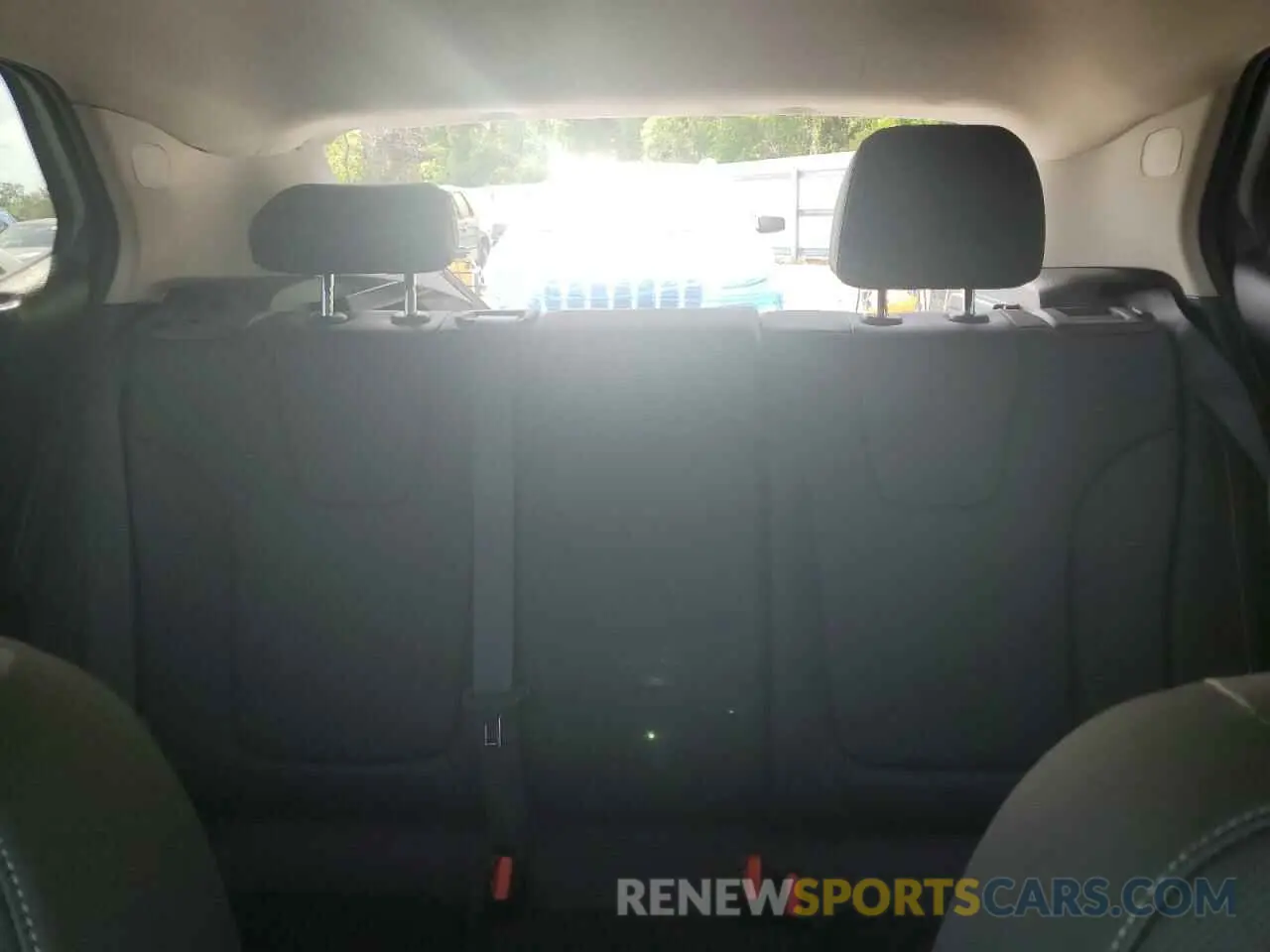 10 fotografías del automóvil dañado KL4AMDSL2RB208786 BUICK ENCORE 2024