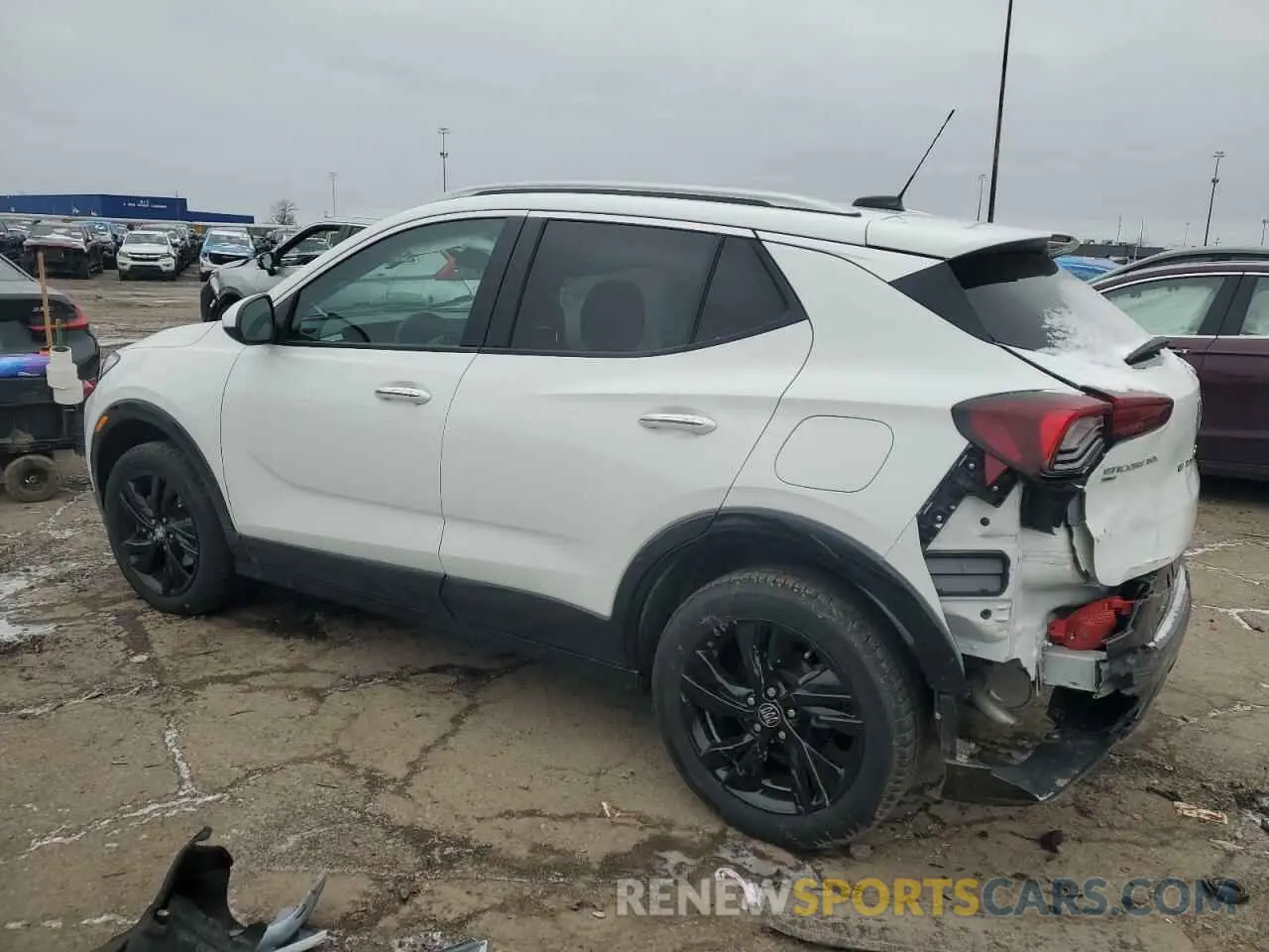 2 fotografías del automóvil dañado KL4AMESL0RB062863 BUICK ENCORE 2024