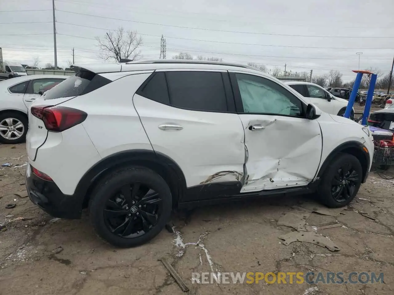 3 fotografías del automóvil dañado KL4AMESL0RB062863 BUICK ENCORE 2024