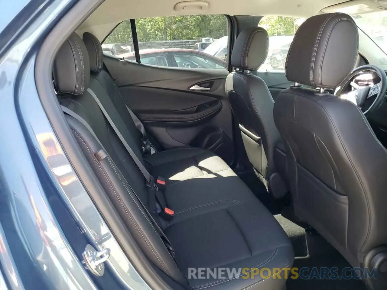 11 fotografías del automóvil dañado KL4AMESL2RB168912 BUICK ENCORE 2024