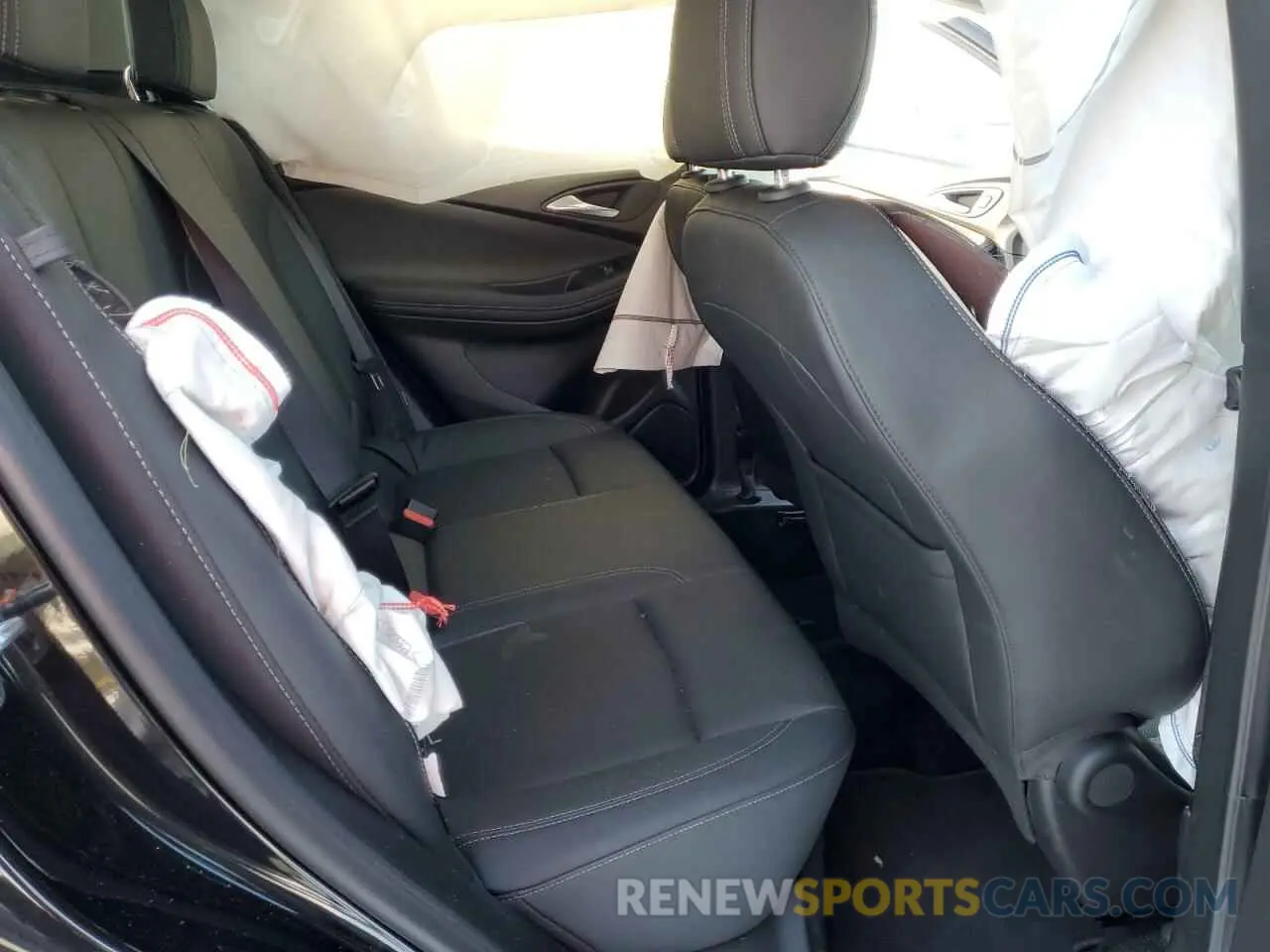 11 fotografías del automóvil dañado KL4AMESL3RB076000 BUICK ENCORE 2024