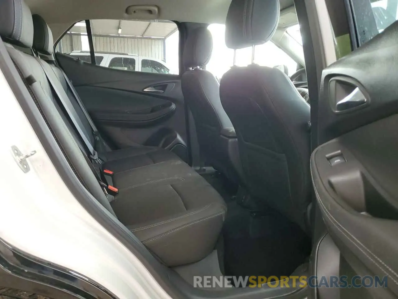 11 fotografías del automóvil dañado KL4AMESL3RB189851 BUICK ENCORE 2024