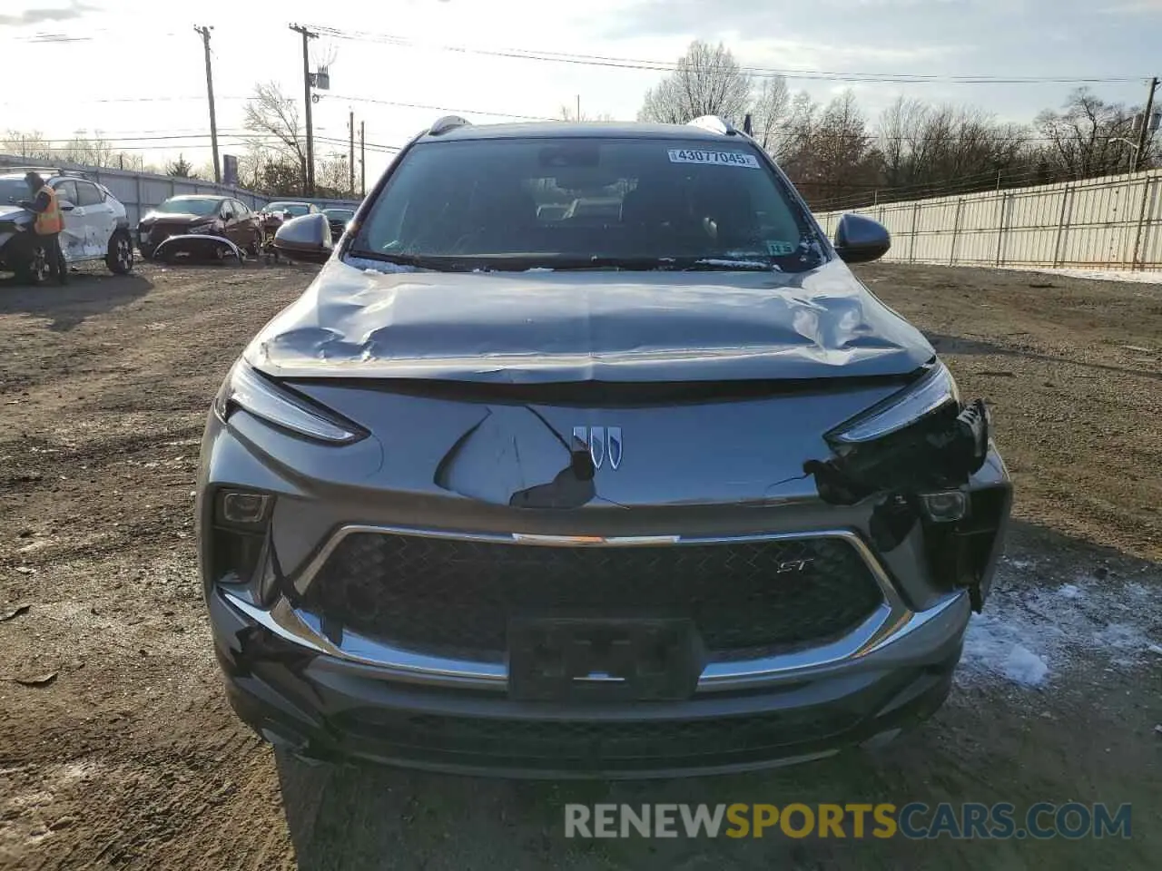 5 fotografías del automóvil dañado KL4AMESL9RB072498 BUICK ENCORE 2024