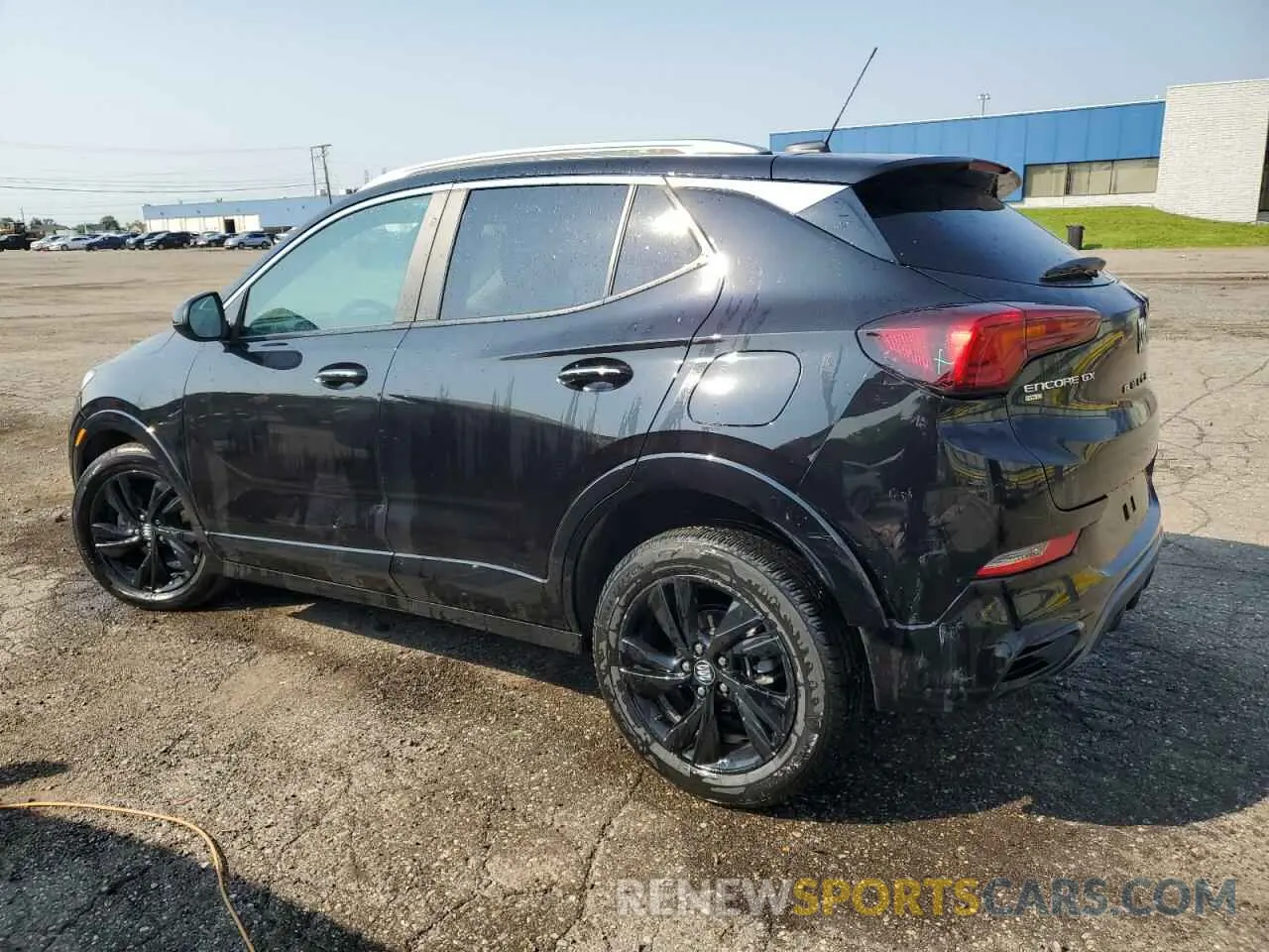 2 fotografías del automóvil dañado KL4AMESLXRB169418 BUICK ENCORE 2024