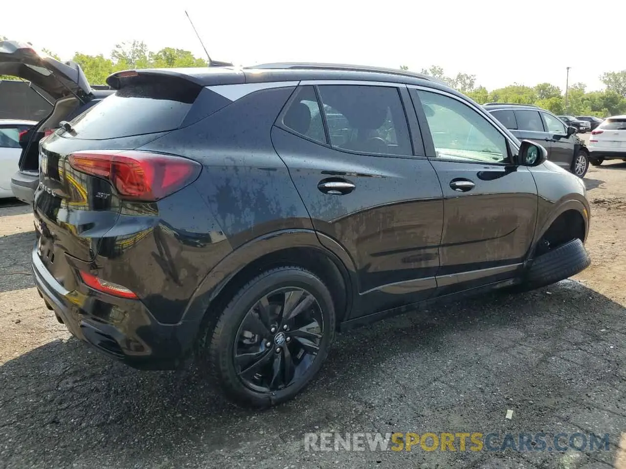 3 fotografías del automóvil dañado KL4AMESLXRB169418 BUICK ENCORE 2024