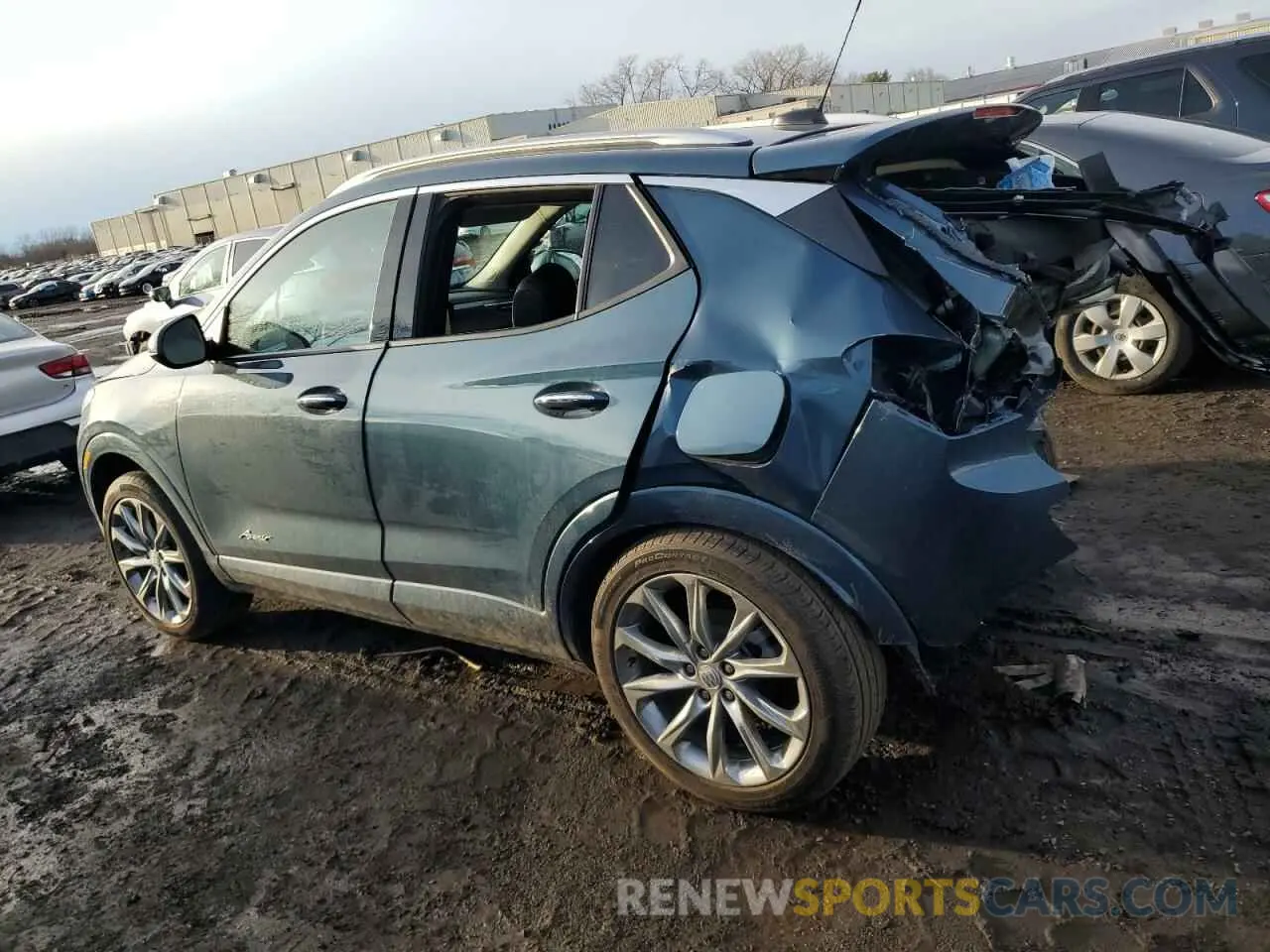 2 fotografías del automóvil dañado KL4AMFSL7RB044186 BUICK ENCORE 2024
