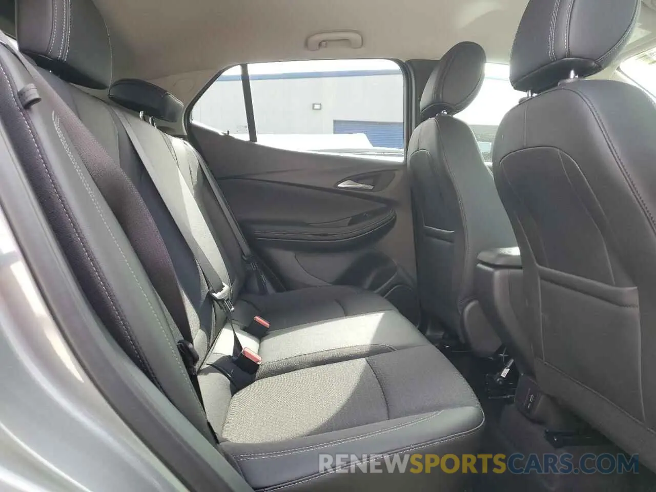 11 fotografías del automóvil dañado KL4AMBSLXSB130591 BUICK ENCORE 2025