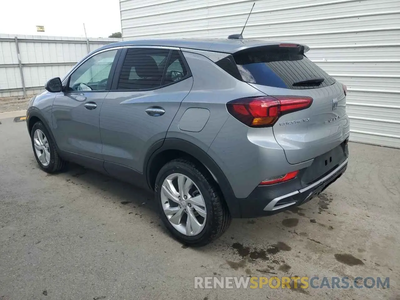 2 fotografías del automóvil dañado KL4AMBSLXSB130591 BUICK ENCORE 2025