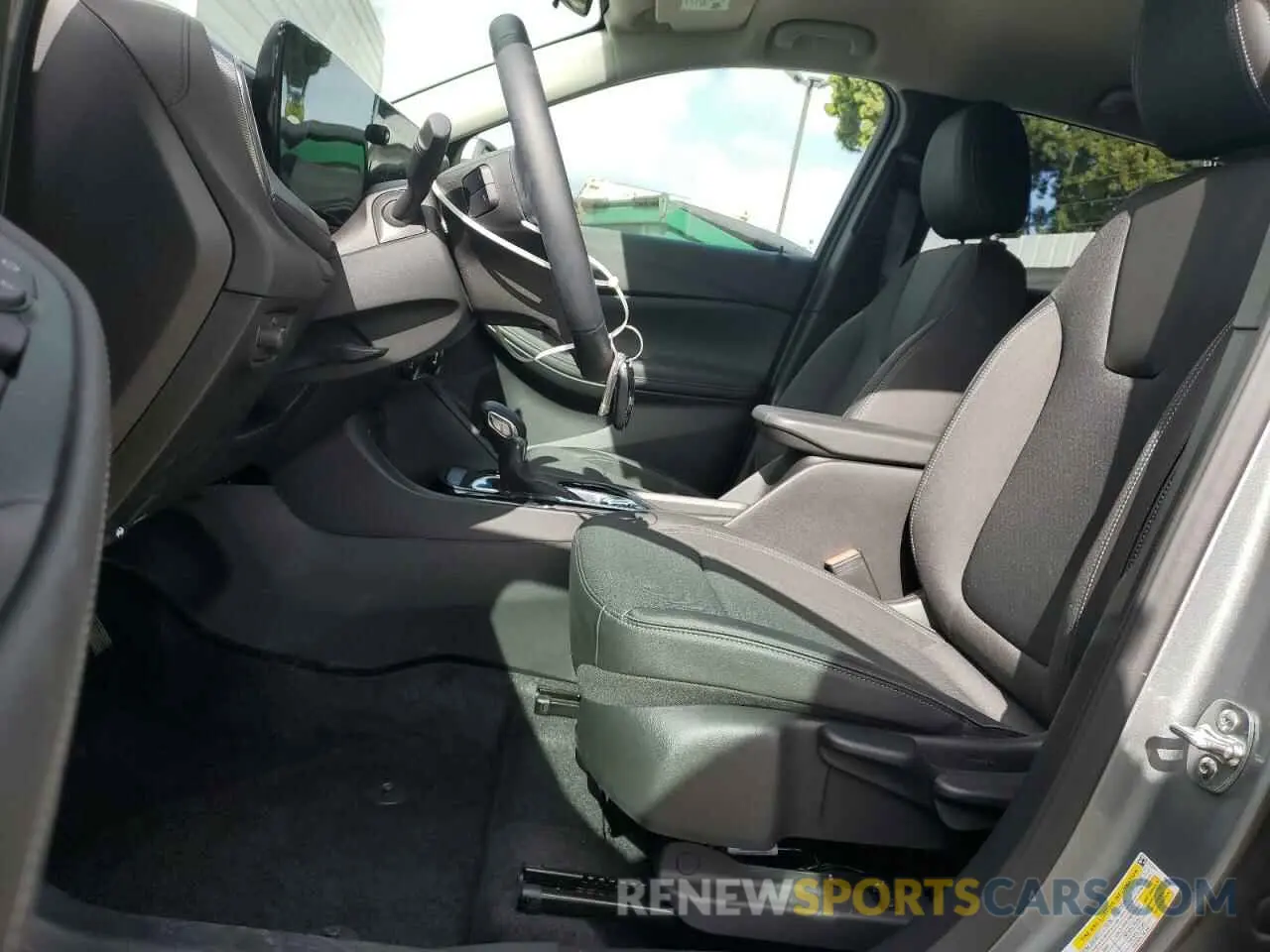 7 fotografías del automóvil dañado KL4AMBSLXSB130591 BUICK ENCORE 2025