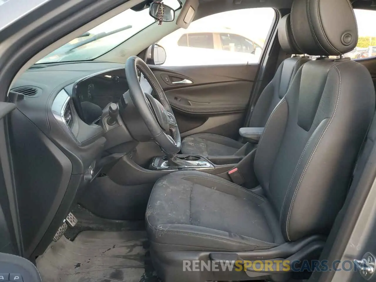 7 fotografías del automóvil dañado KL4AMBSP5SB013584 BUICK ENCORE 2025