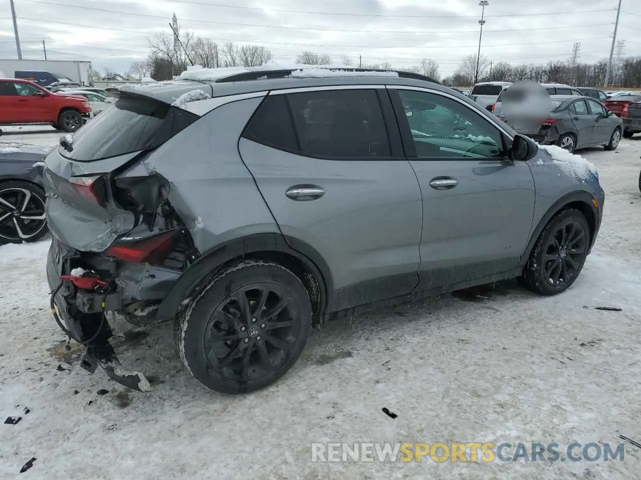 3 fotografías del automóvil dañado KL4AMDSL2SB028827 BUICK ENCORE 2025