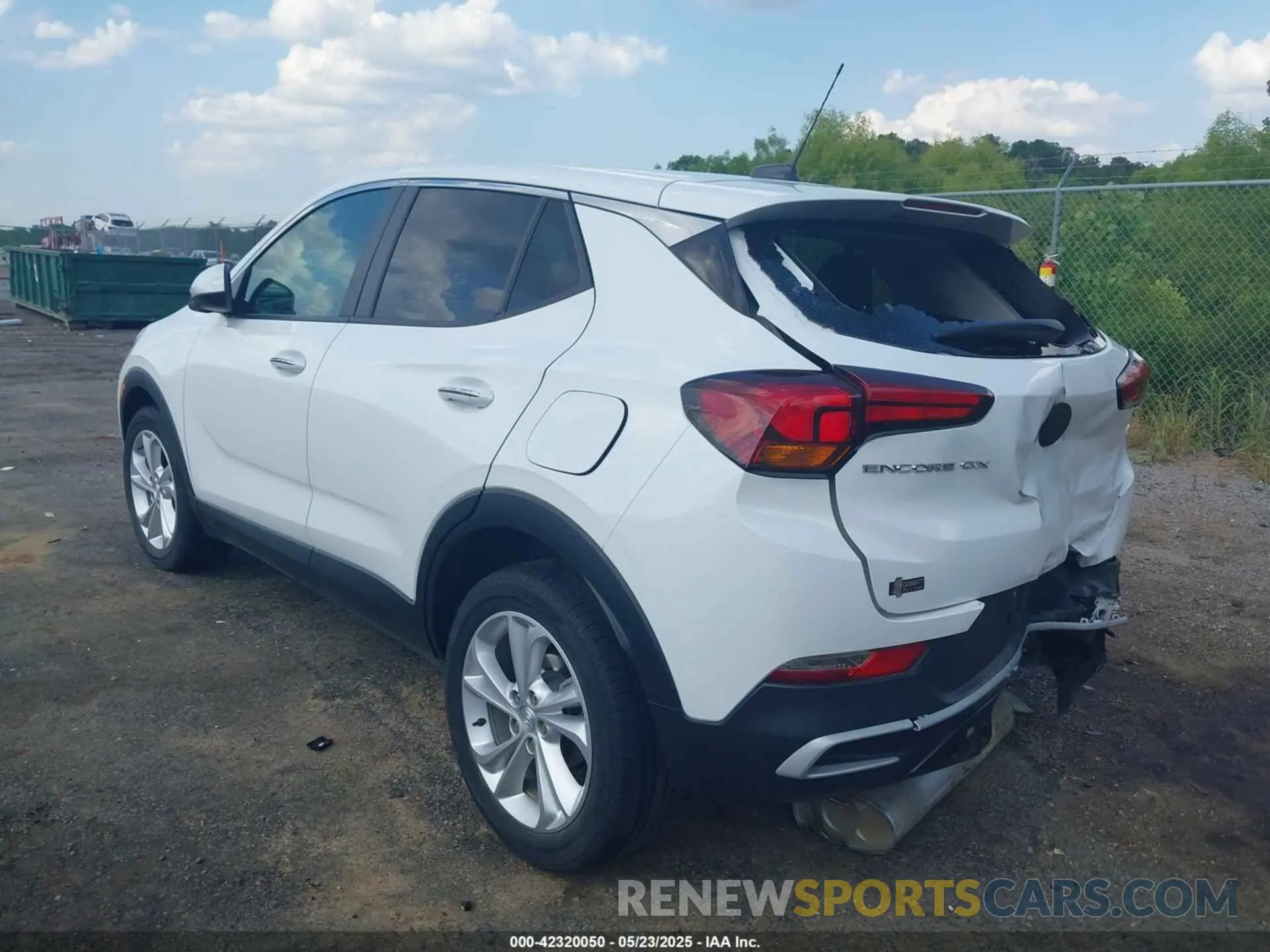 3 fotografías del automóvil dañado KL4MMBS21LB114124 BUICK ENCORE GX 2020