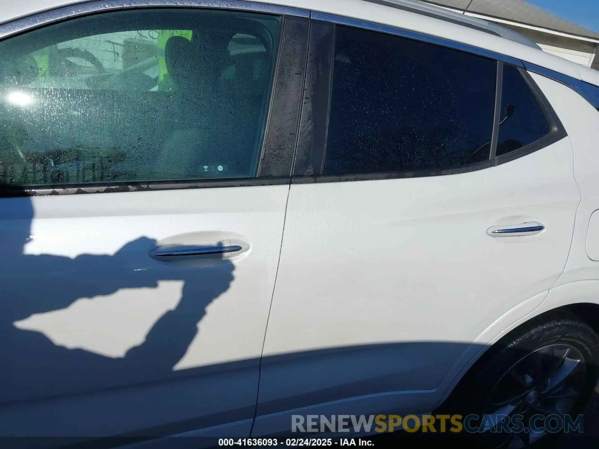 14 fotografías del automóvil dañado KL4MMBS24LB070300 BUICK ENCORE GX 2020