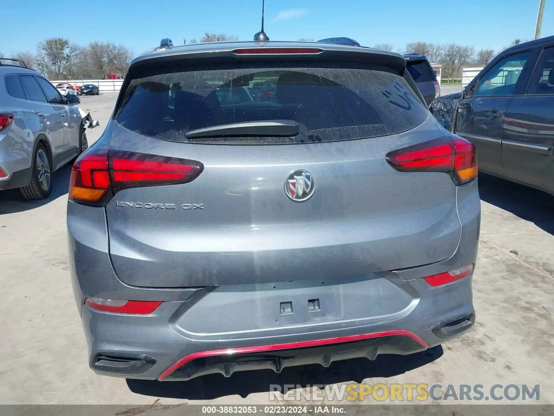 16 fotografías del automóvil dañado KL4MMBS29LB107096 BUICK ENCORE GX 2020