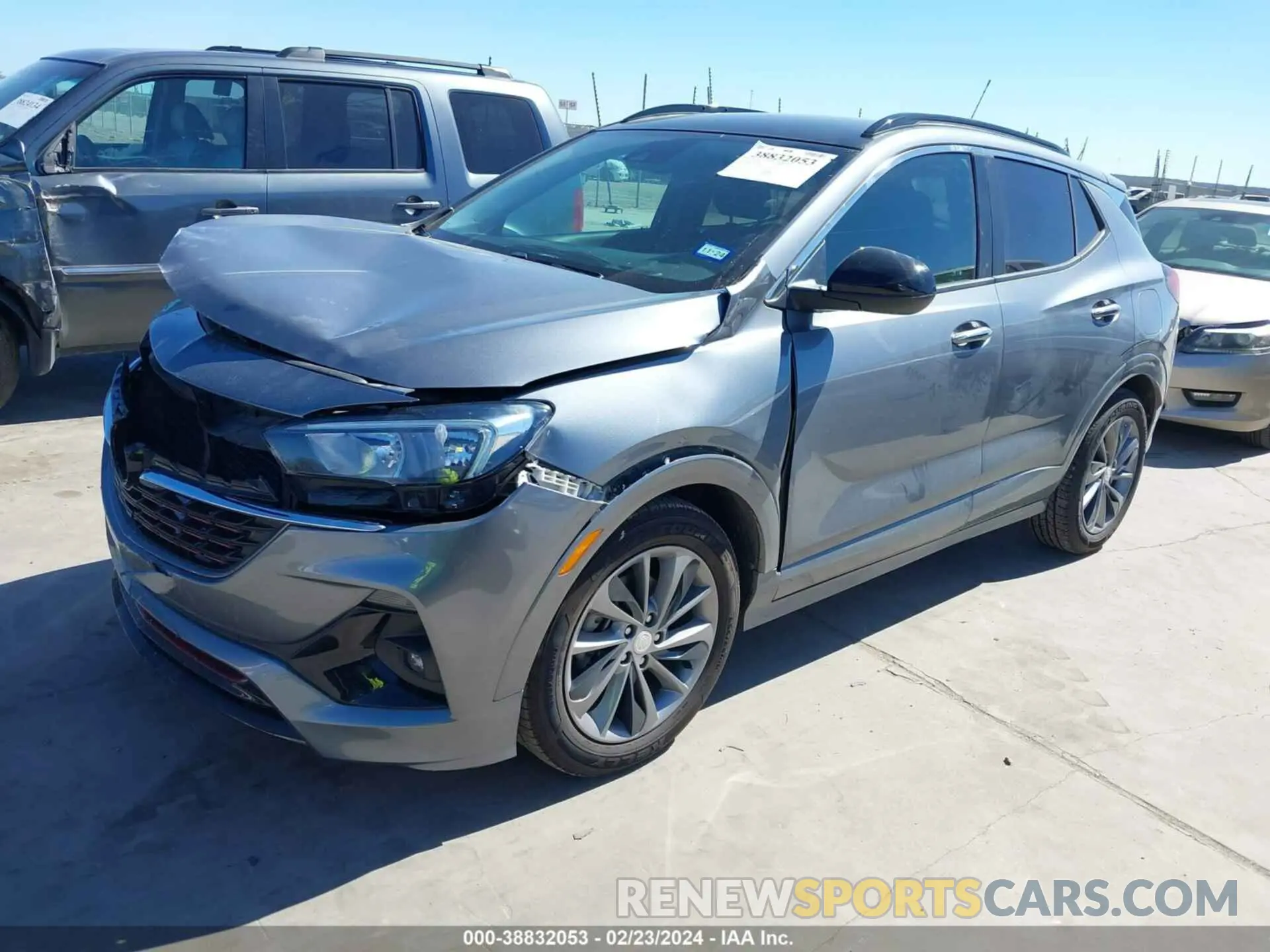 2 fotografías del automóvil dañado KL4MMBS29LB107096 BUICK ENCORE GX 2020