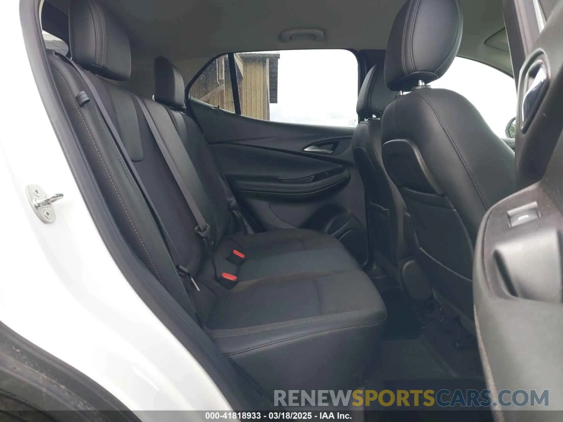 8 fotografías del automóvil dañado KL4MMBS2XLB134310 BUICK ENCORE GX 2020