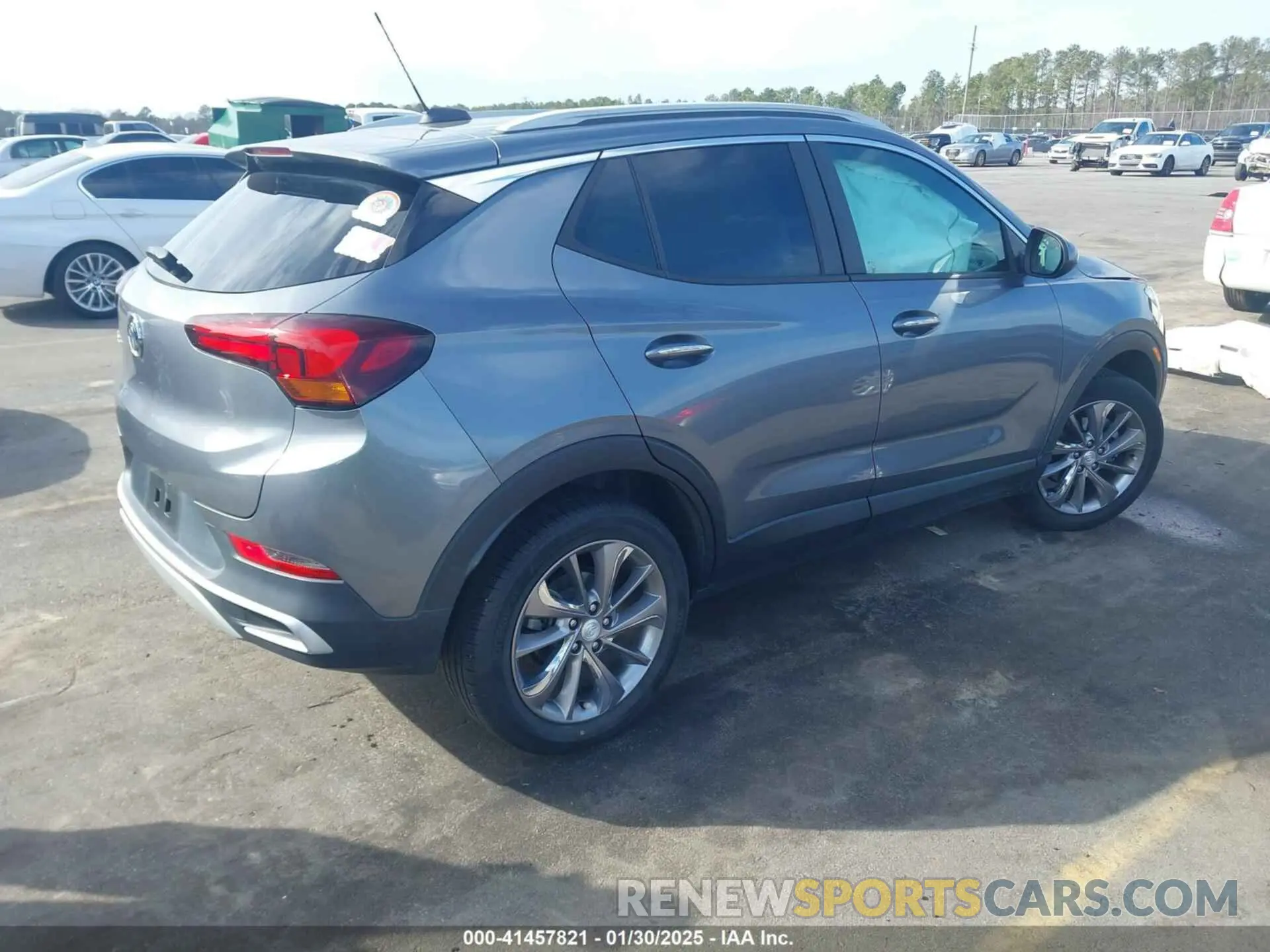 4 fotografías del automóvil dañado KL4MMDS26LB074411 BUICK ENCORE GX 2020