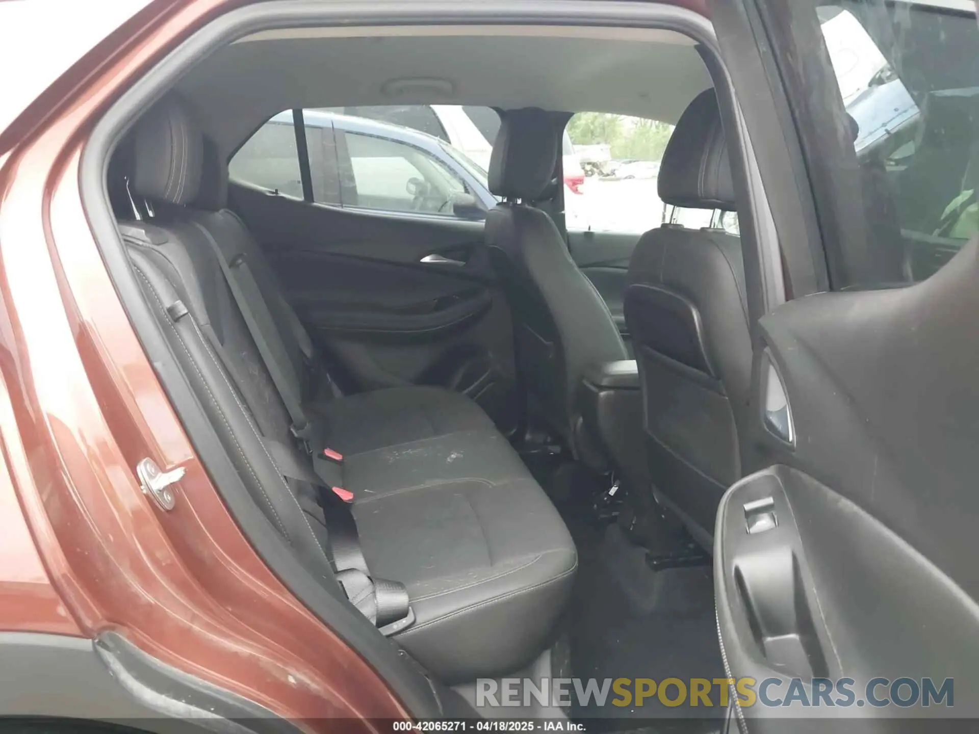 8 fotografías del automóvil dañado KL4MMDS26LB125003 BUICK ENCORE GX 2020