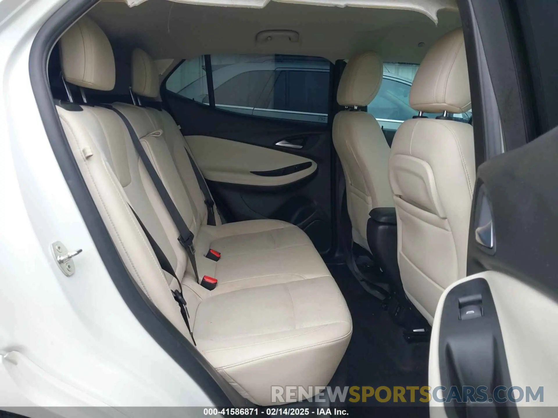 8 fotografías del automóvil dañado KL4MMDSL4LB086792 BUICK ENCORE GX 2020