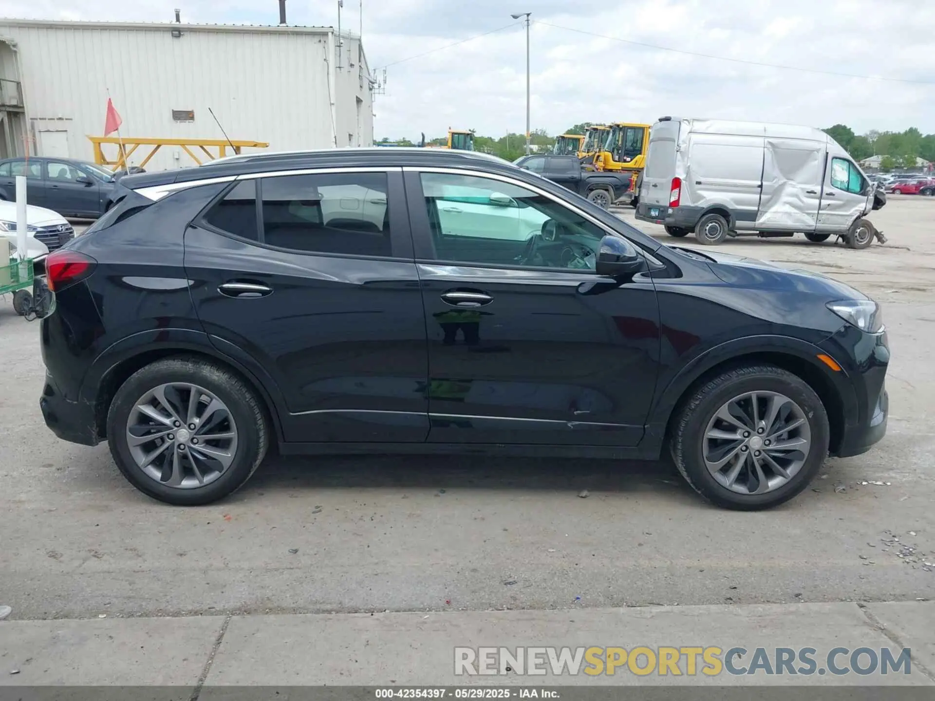 13 fotografías del automóvil dañado KL4MMDSL5LB125518 BUICK ENCORE GX 2020