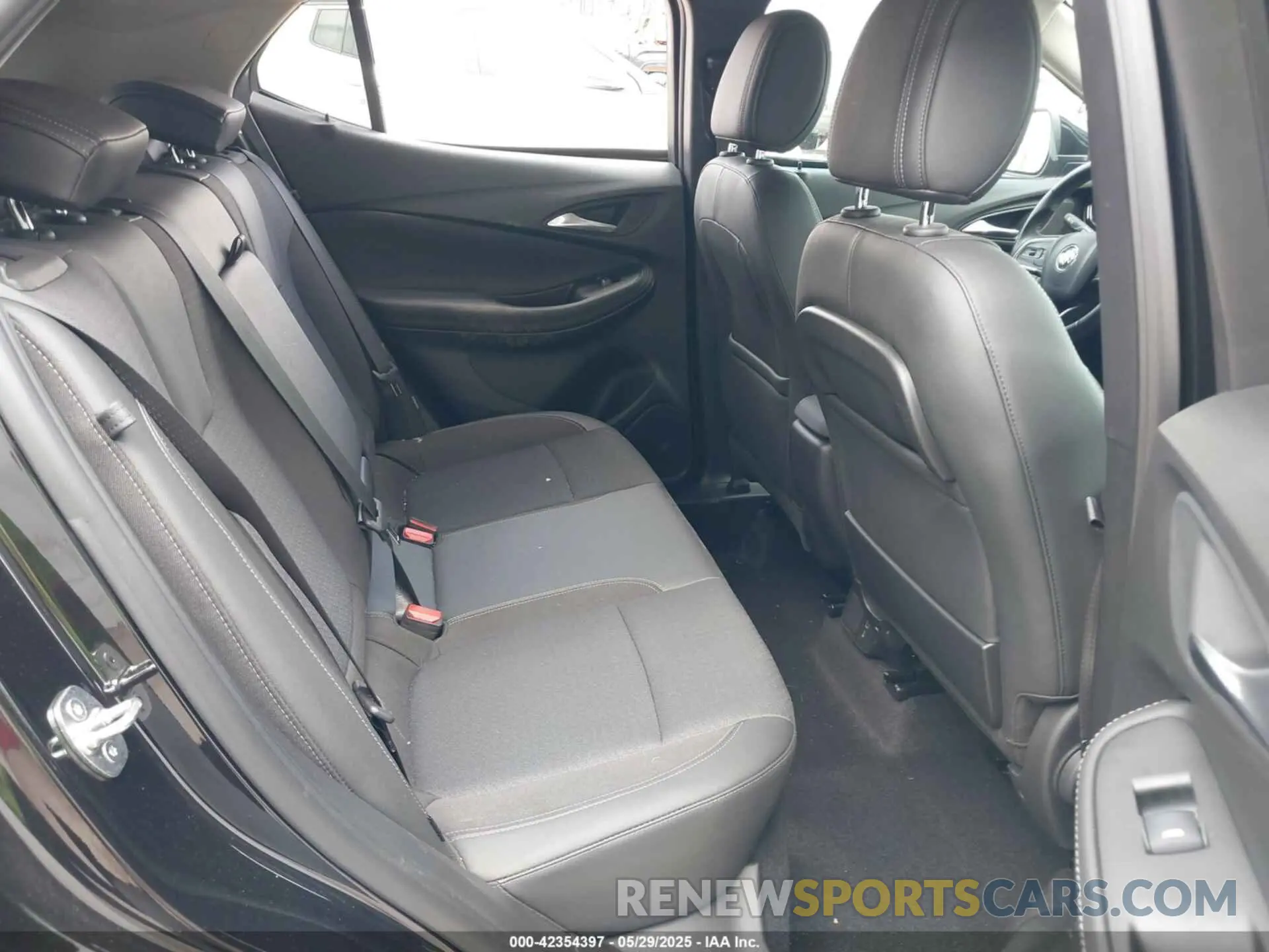 8 fotografías del automóvil dañado KL4MMDSL5LB125518 BUICK ENCORE GX 2020
