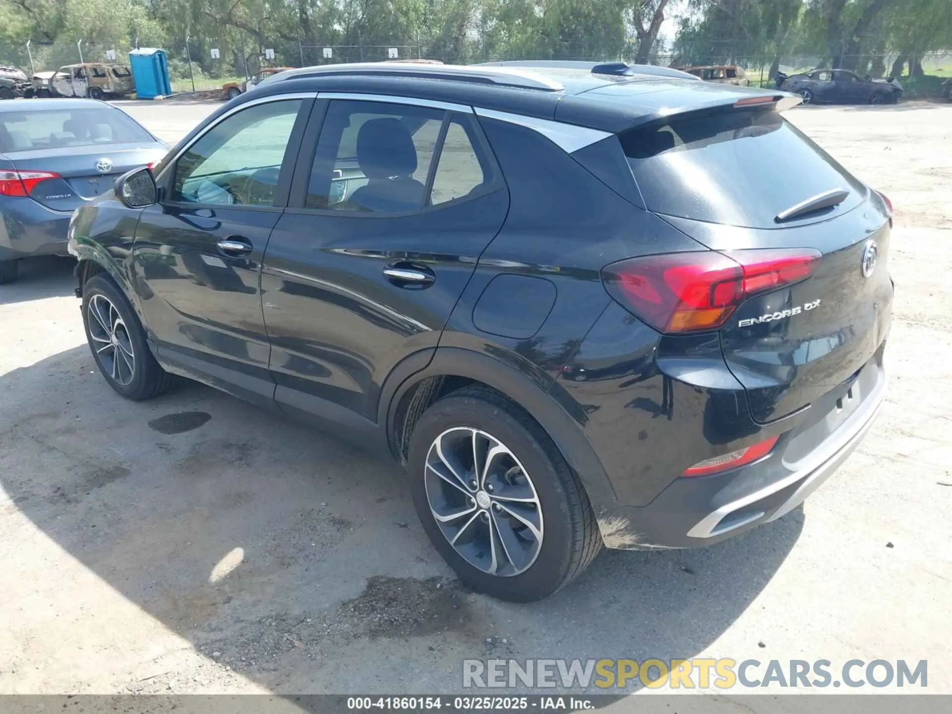 3 fotografías del automóvil dañado KL4MMDSL7LB108459 BUICK ENCORE GX 2020