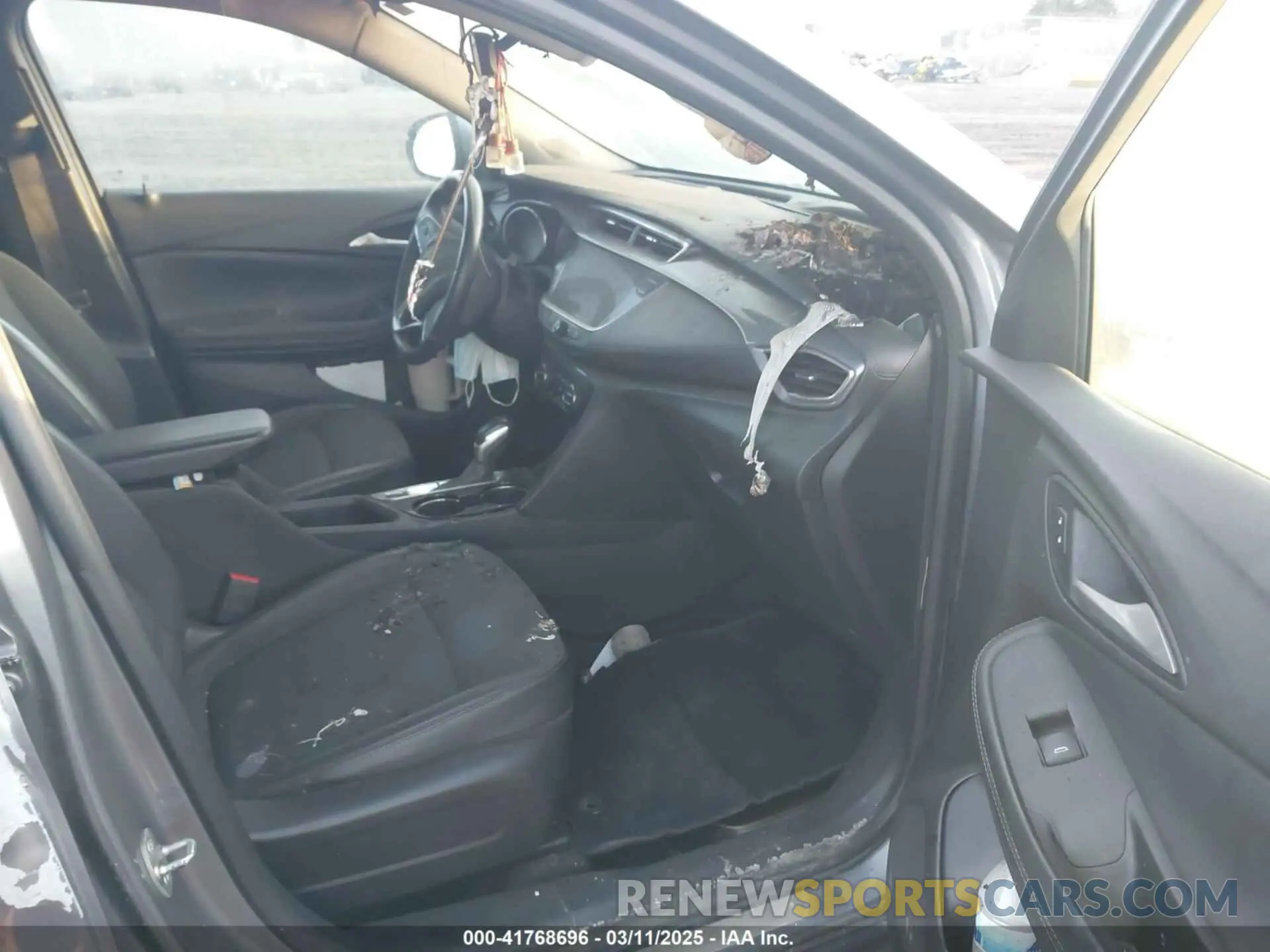 5 fotografías del automóvil dañado KL4MMDSL8LB122807 BUICK ENCORE GX 2020