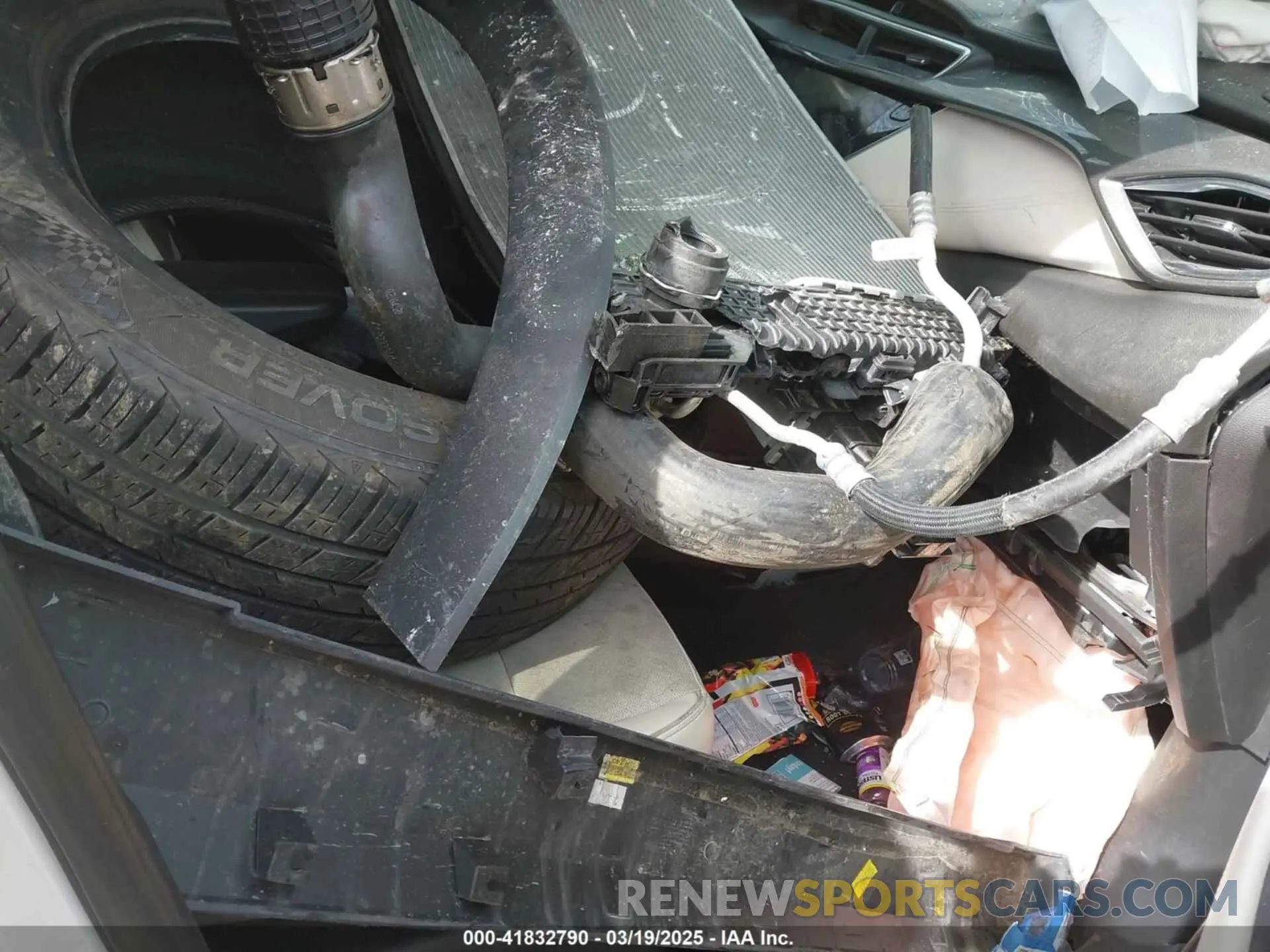 5 fotografías del automóvil dañado KL4MMESL3LB119836 BUICK ENCORE GX 2020