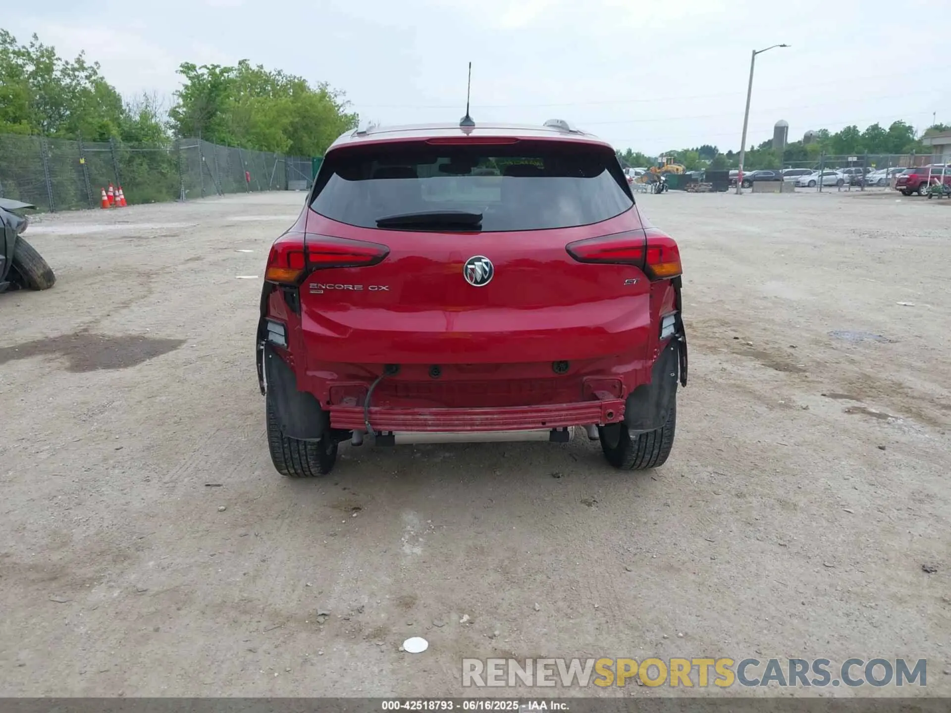 12 fotografías del automóvil dañado KL4MMESL7LB099963 BUICK ENCORE GX 2020