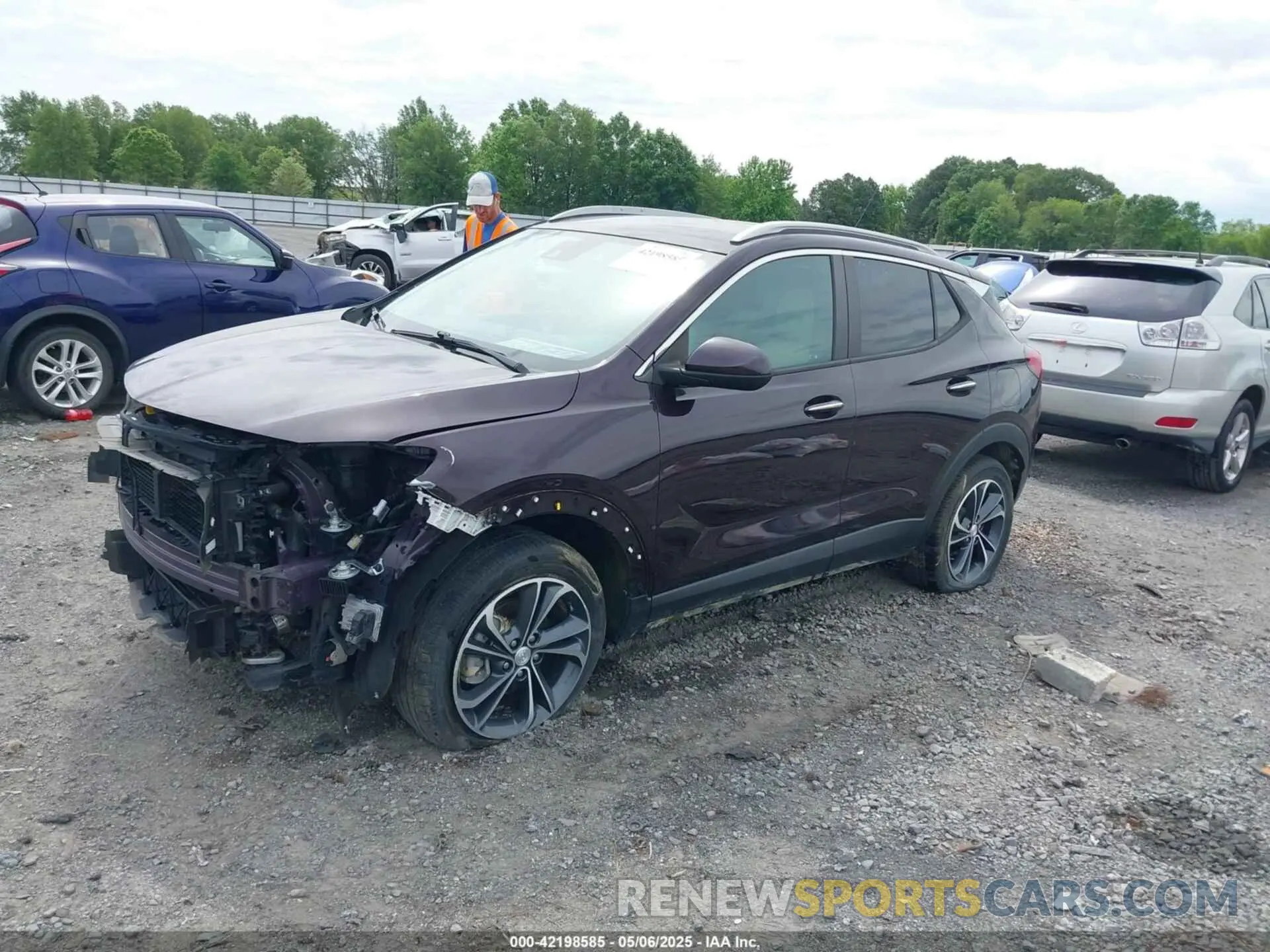 2 fotografías del automóvil dañado KL4MMESL8LB103664 BUICK ENCORE GX 2020