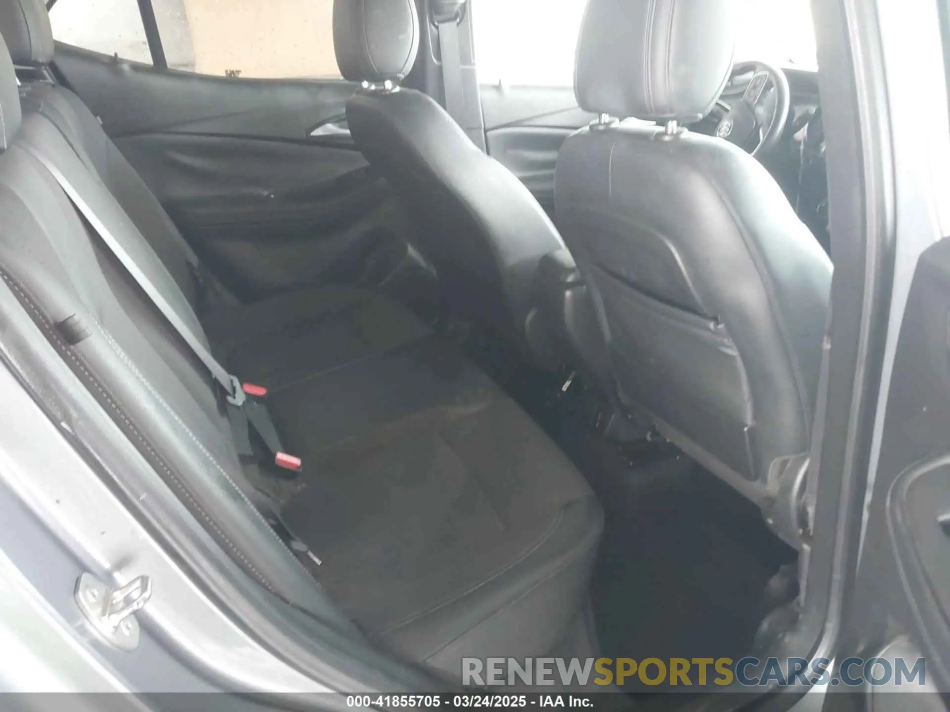 8 fotografías del automóvil dañado KL4MMBS20MB054063 BUICK ENCORE GX 2021
