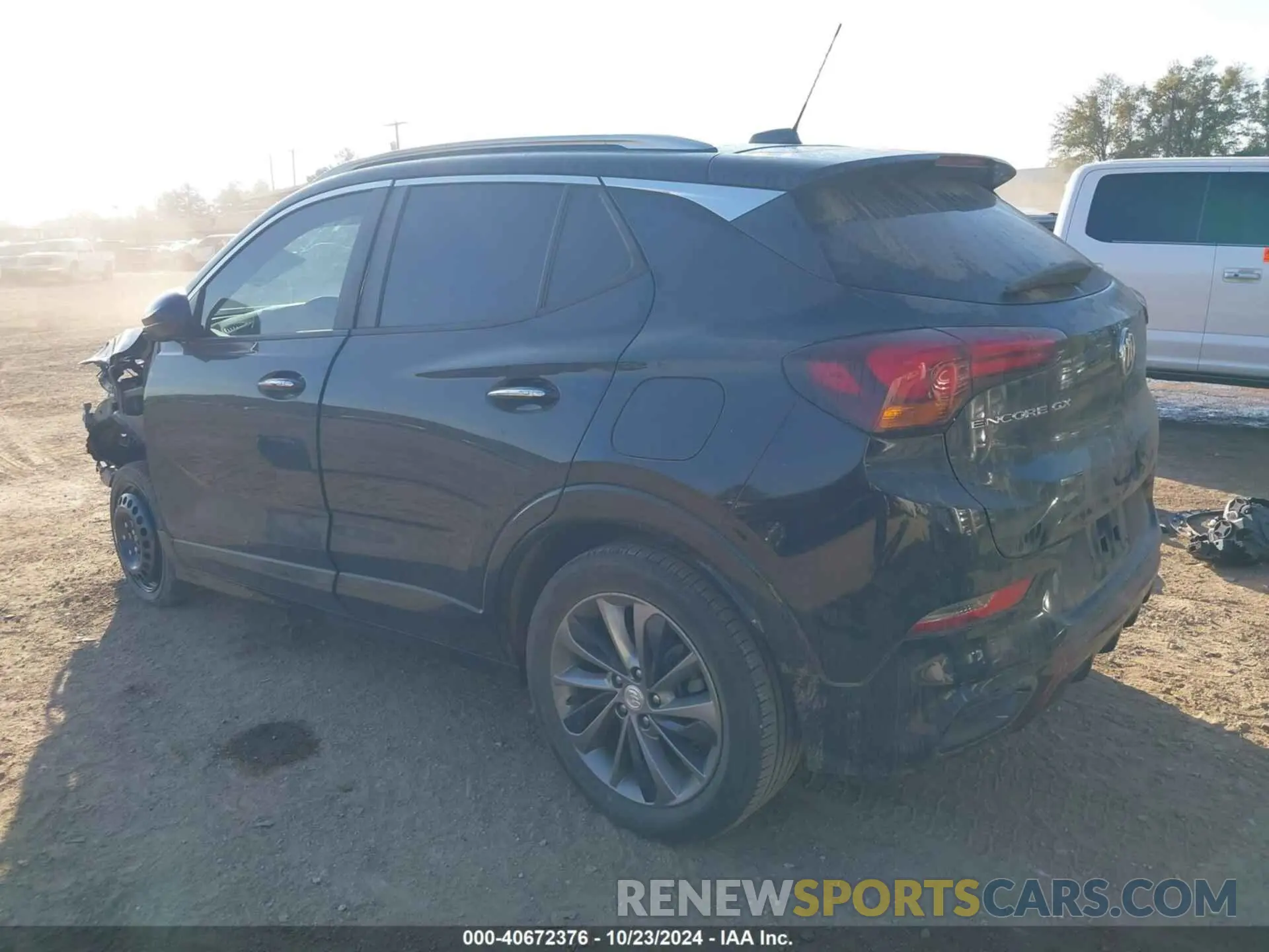 3 fotografías del automóvil dañado KL4MMBS20MB110910 BUICK ENCORE GX 2021