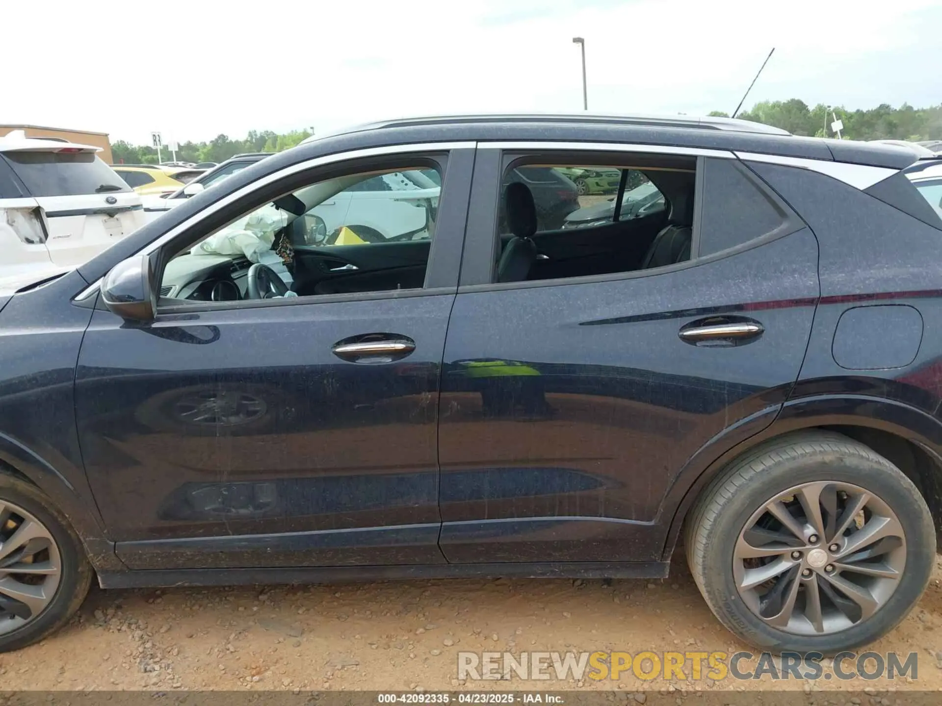 13 fotografías del automóvil dañado KL4MMBS21MB045999 BUICK ENCORE GX 2021