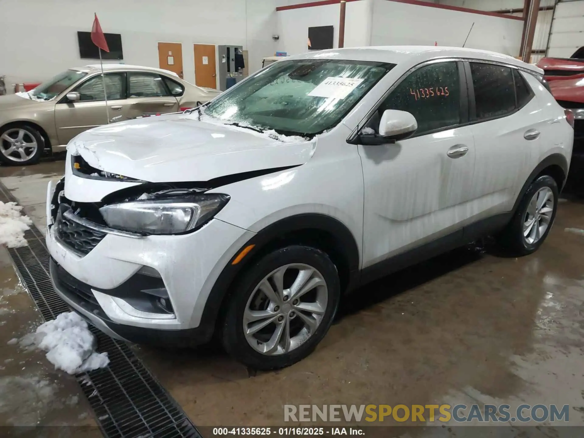 2 fotografías del automóvil dañado KL4MMBS21MB049342 BUICK ENCORE GX 2021