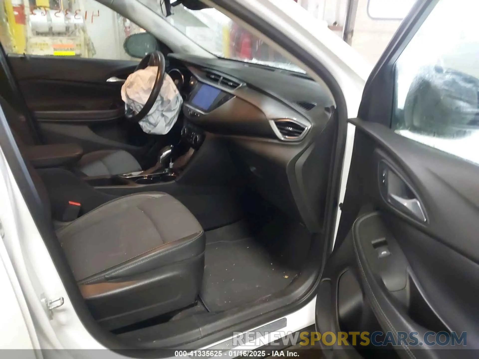 5 fotografías del automóvil dañado KL4MMBS21MB049342 BUICK ENCORE GX 2021