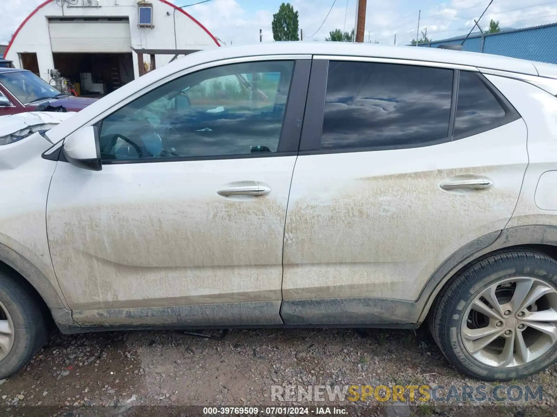 15 fotografías del automóvil dañado KL4MMBS22MB156917 BUICK ENCORE GX 2021