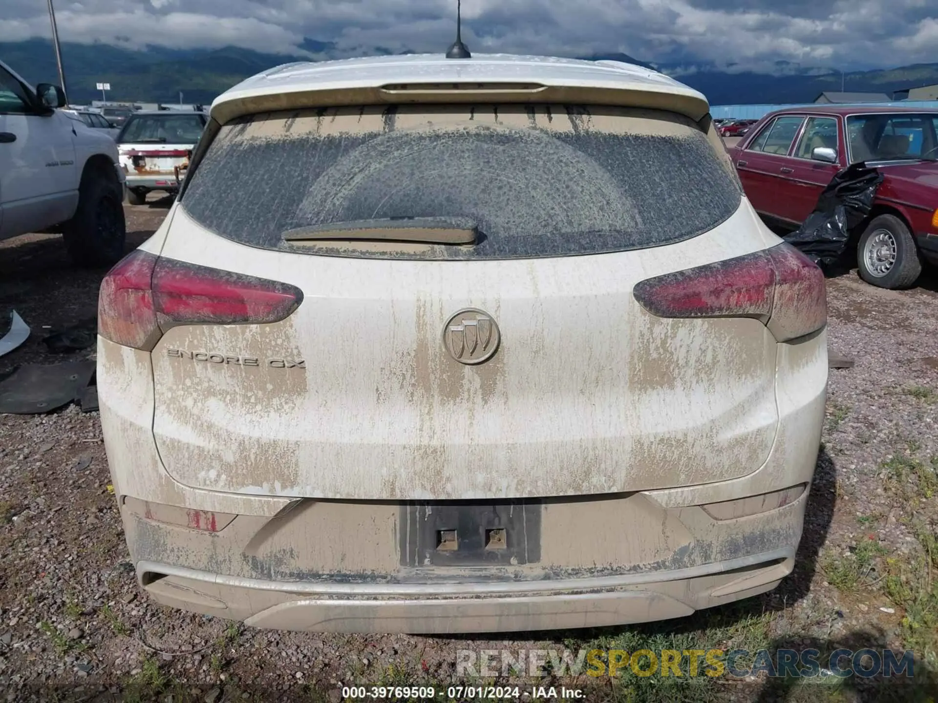 17 fotografías del automóvil dañado KL4MMBS22MB156917 BUICK ENCORE GX 2021