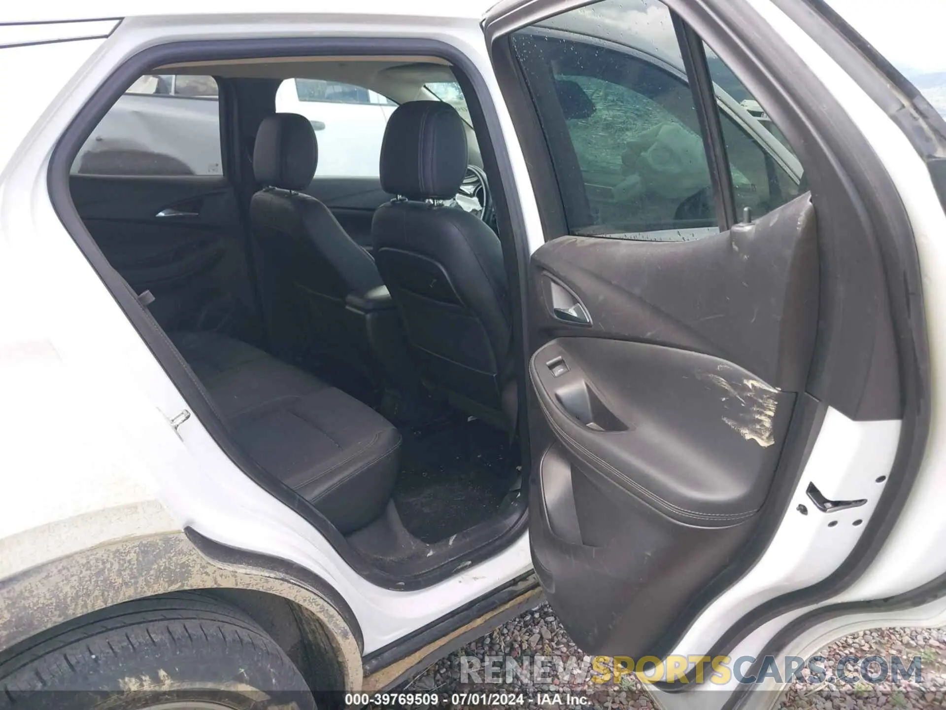 8 fotografías del automóvil dañado KL4MMBS22MB156917 BUICK ENCORE GX 2021