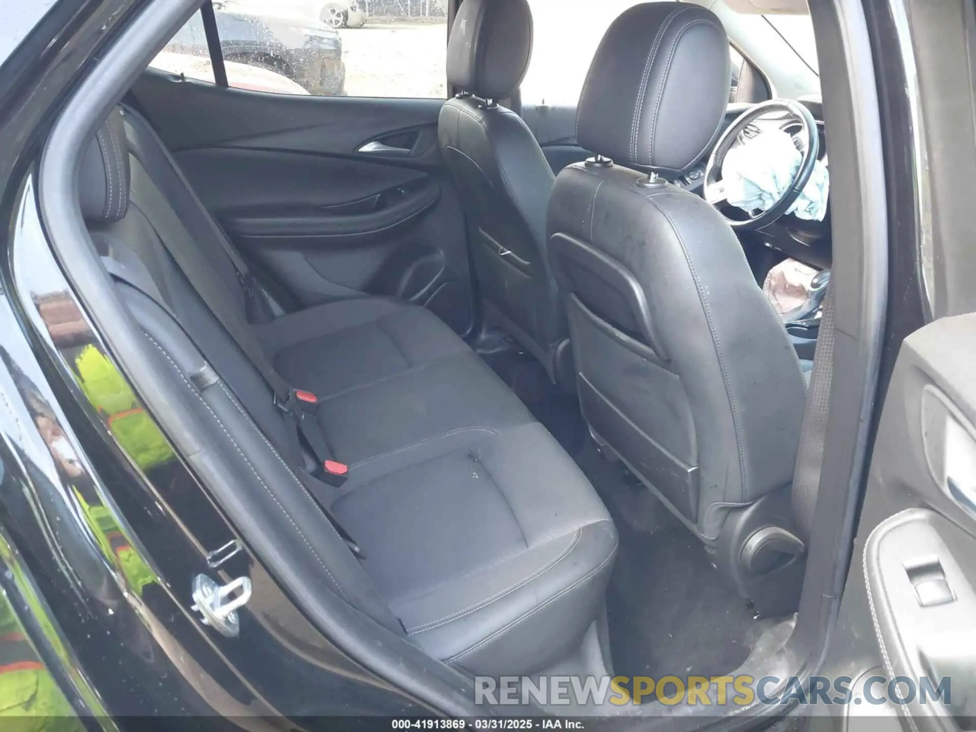 8 fotografías del automóvil dañado KL4MMBS28MB175679 BUICK ENCORE GX 2021
