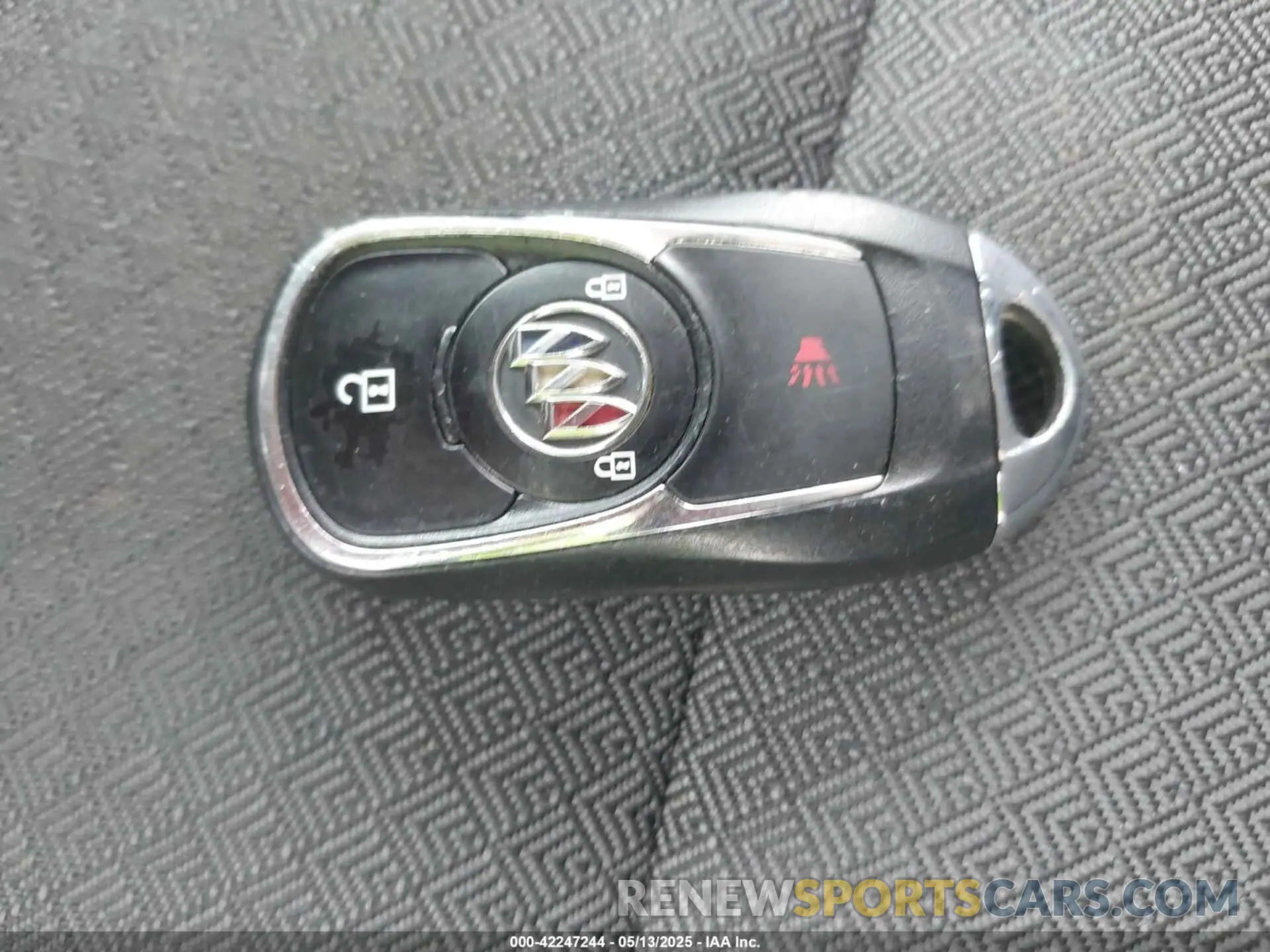 11 fotografías del automóvil dañado KL4MMBS2XMB110638 BUICK ENCORE GX 2021