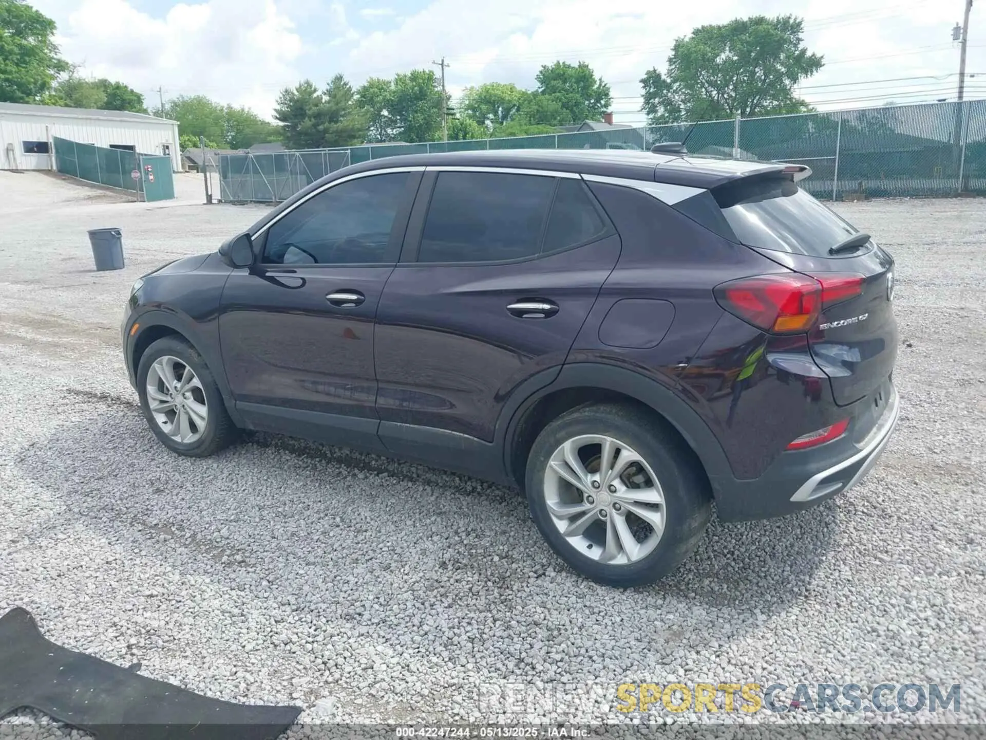 3 fotografías del automóvil dañado KL4MMBS2XMB110638 BUICK ENCORE GX 2021