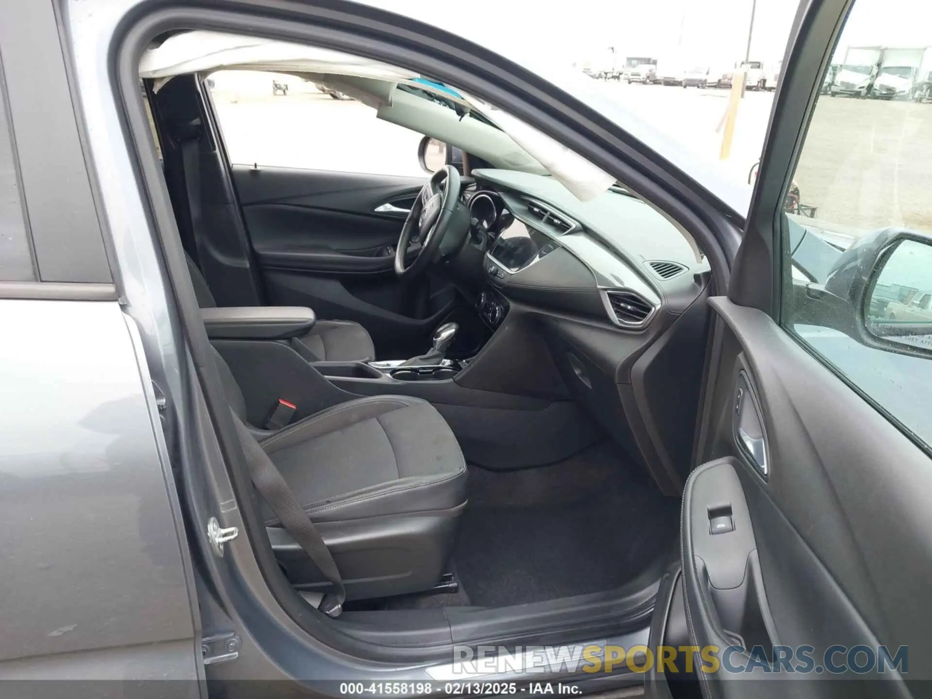 5 fotografías del automóvil dañado KL4MMCSL0MB055423 BUICK ENCORE GX 2021