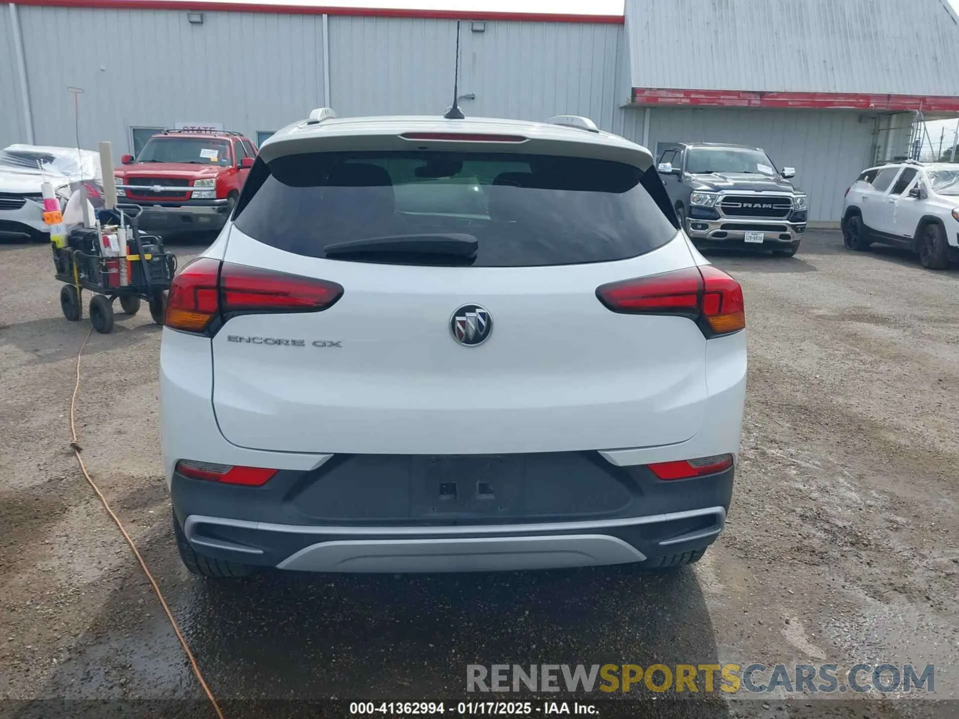 16 fotografías del automóvil dañado KL4MMDS22MB068722 BUICK ENCORE GX 2021