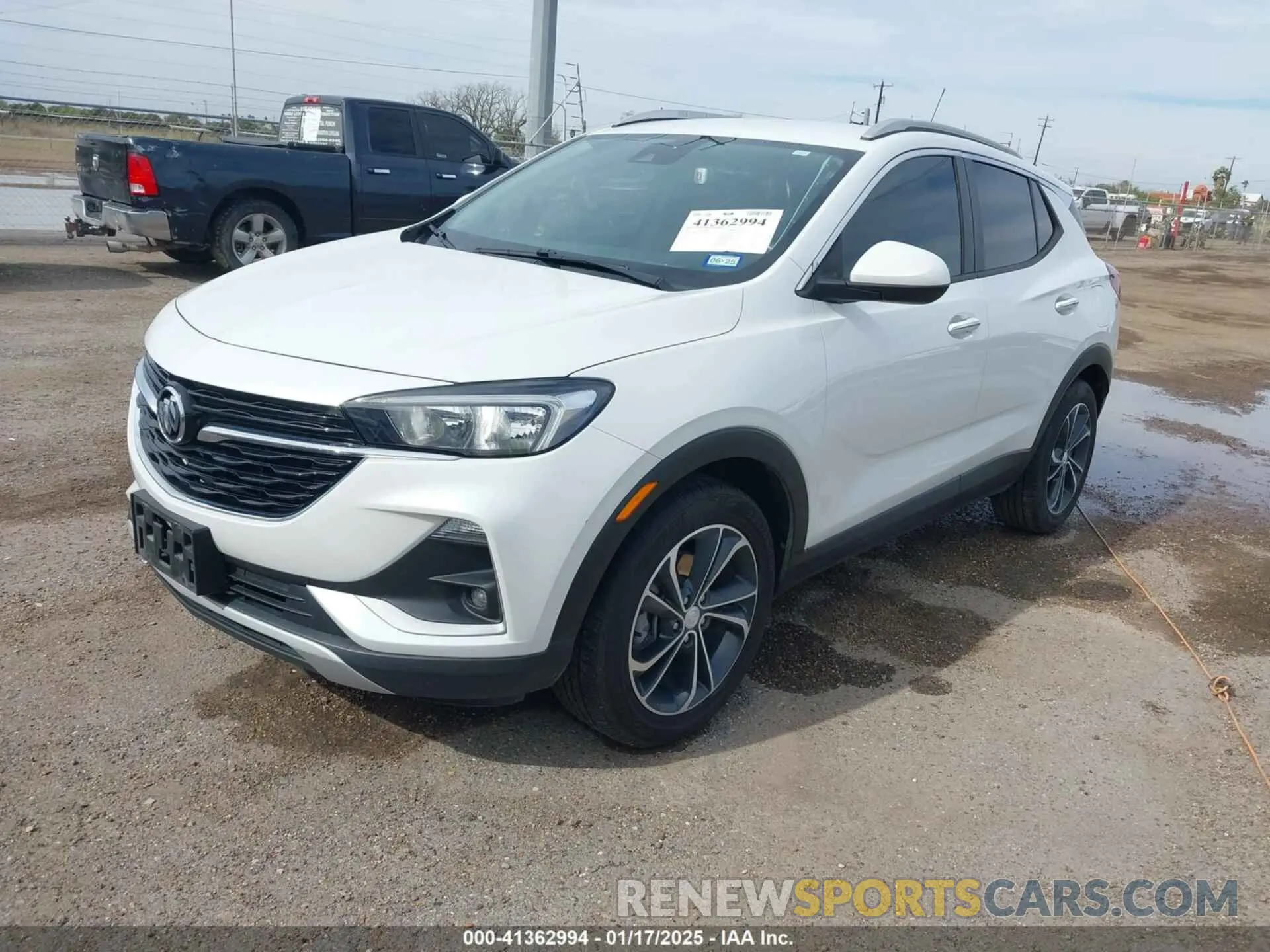 2 fotografías del automóvil dañado KL4MMDS22MB068722 BUICK ENCORE GX 2021
