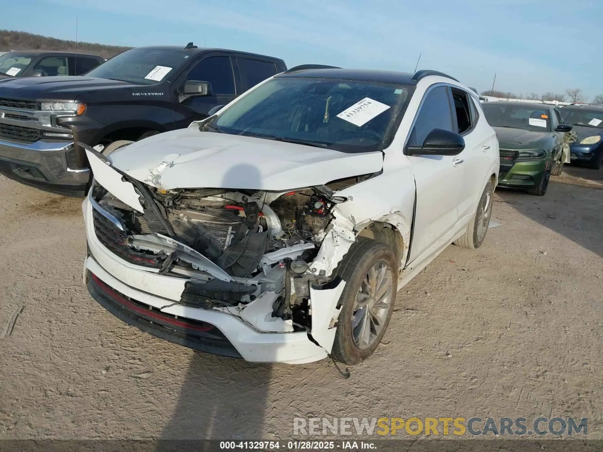 2 fotografías del automóvil dañado KL4MMDS22MB102478 BUICK ENCORE GX 2021