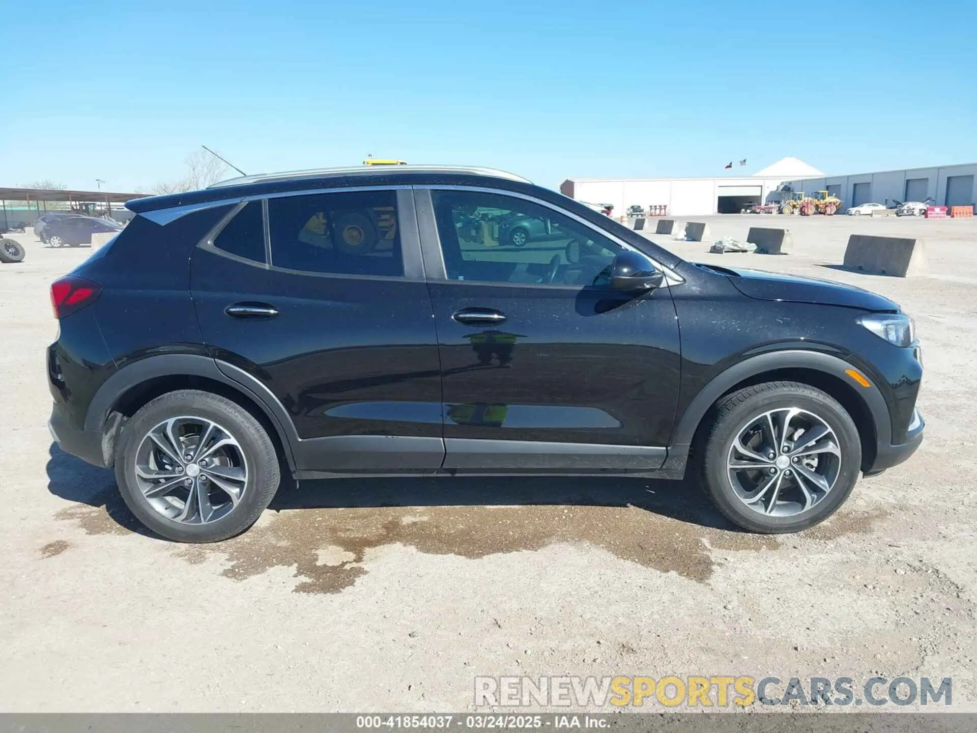 13 fotografías del automóvil dañado KL4MMDS27MB180691 BUICK ENCORE GX 2021