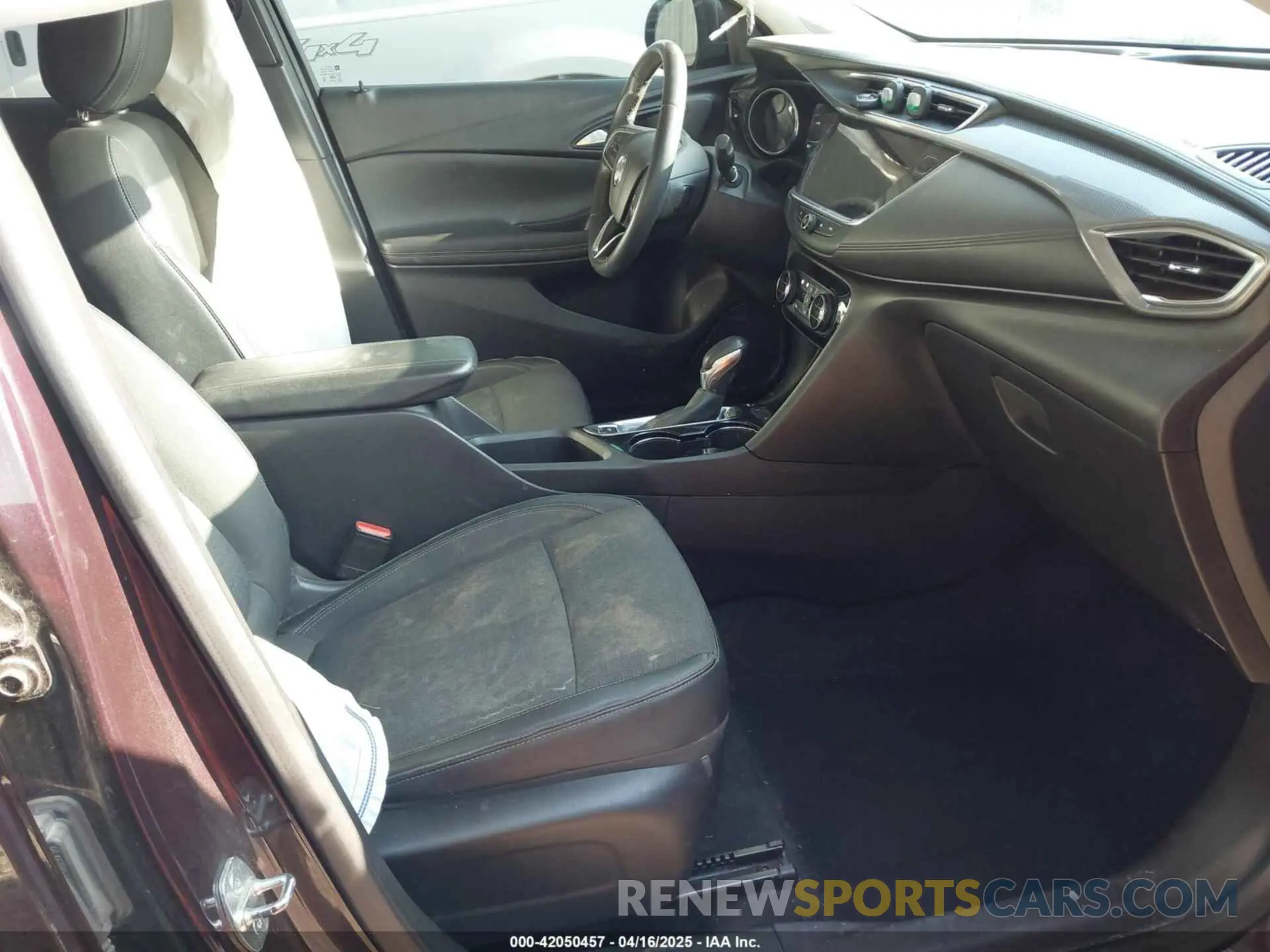 5 fotografías del automóvil dañado KL4MMDS29MB121206 BUICK ENCORE GX 2021